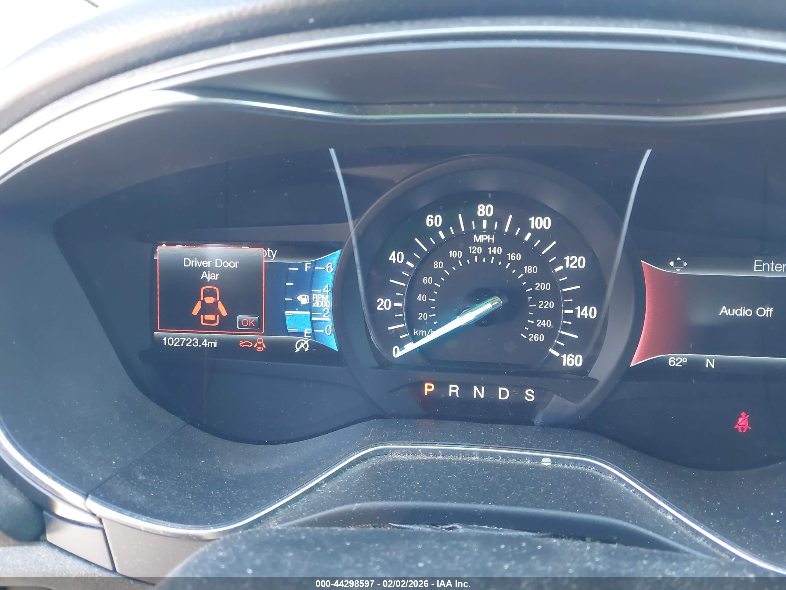 FORD FUSION image 7