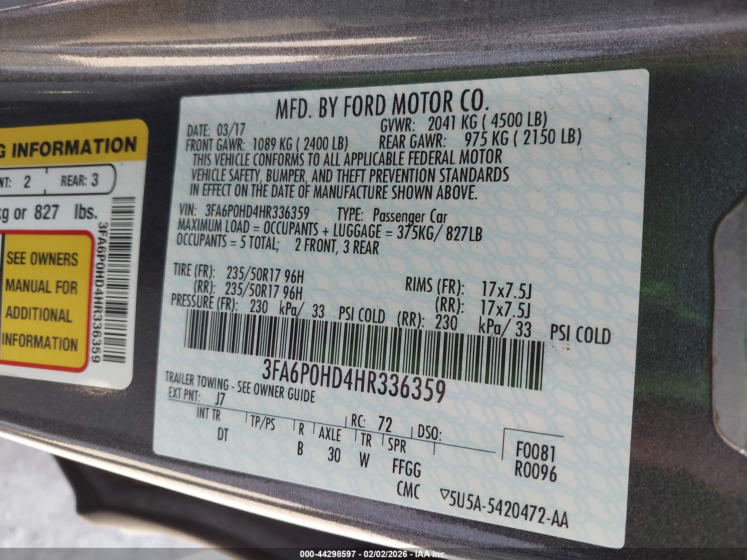 FORD FUSION image 9