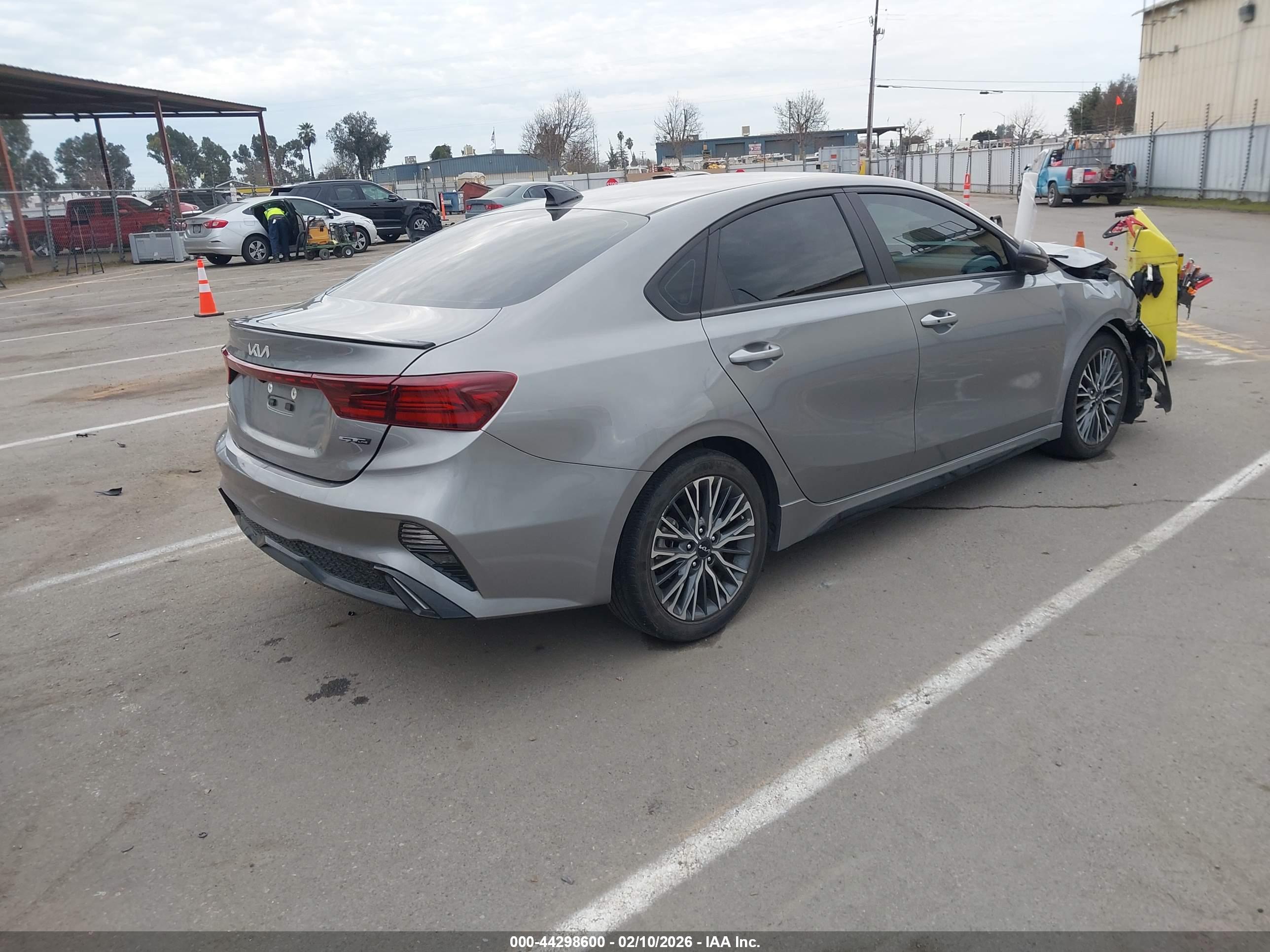 KIA FORTE image 4