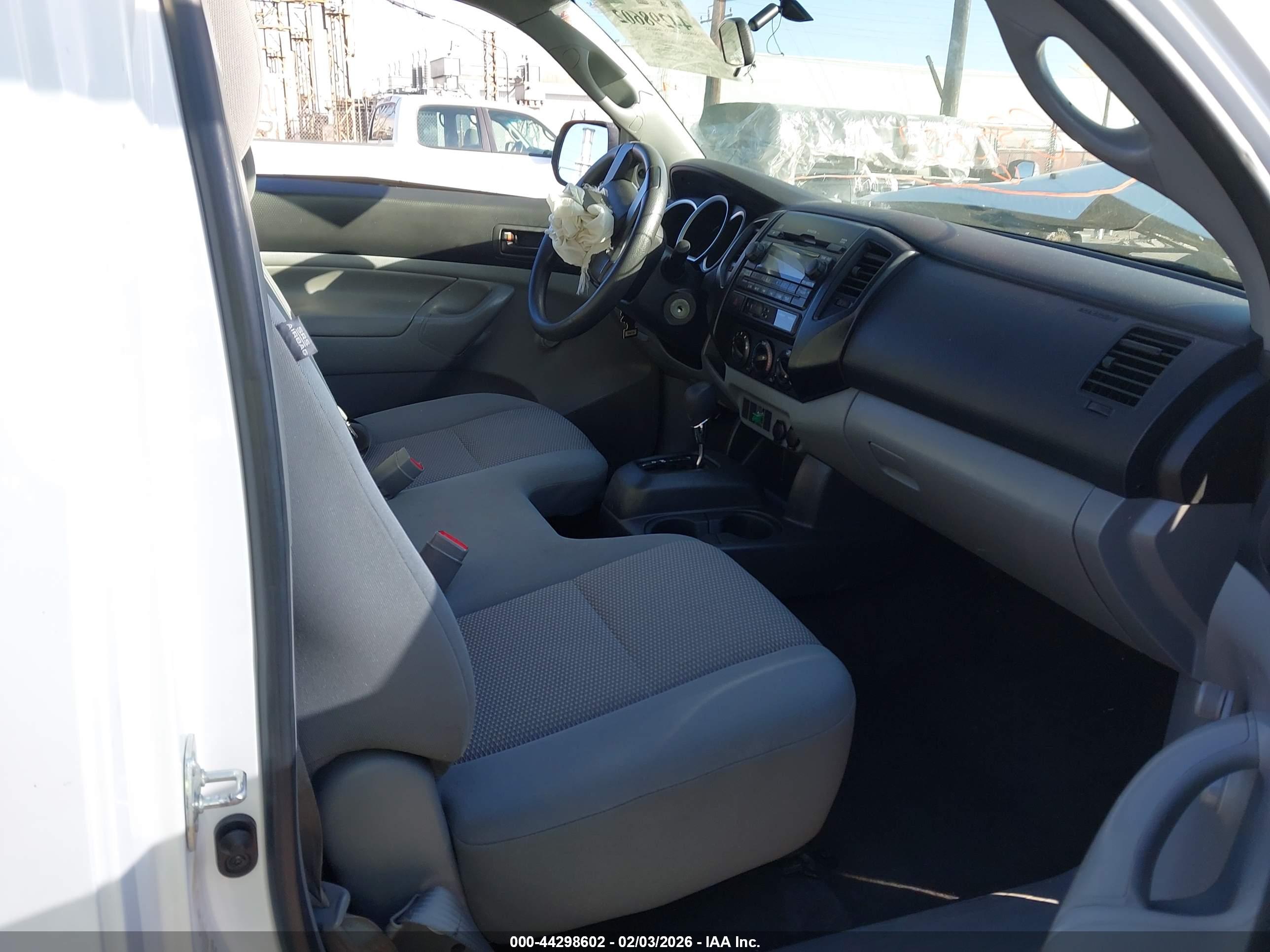 TOYOTA TACOMA image 5