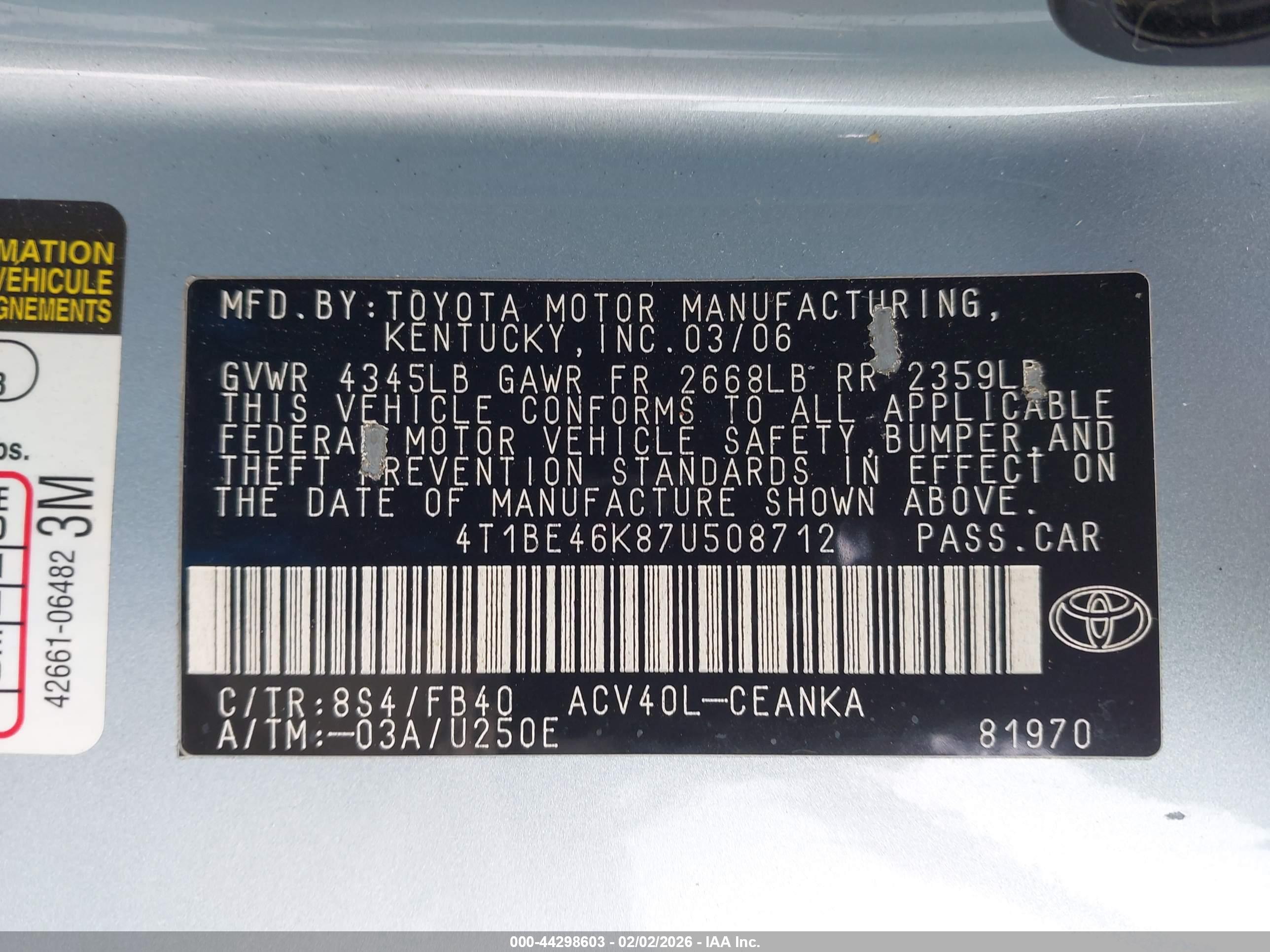 TOYOTA CAMRY image 9