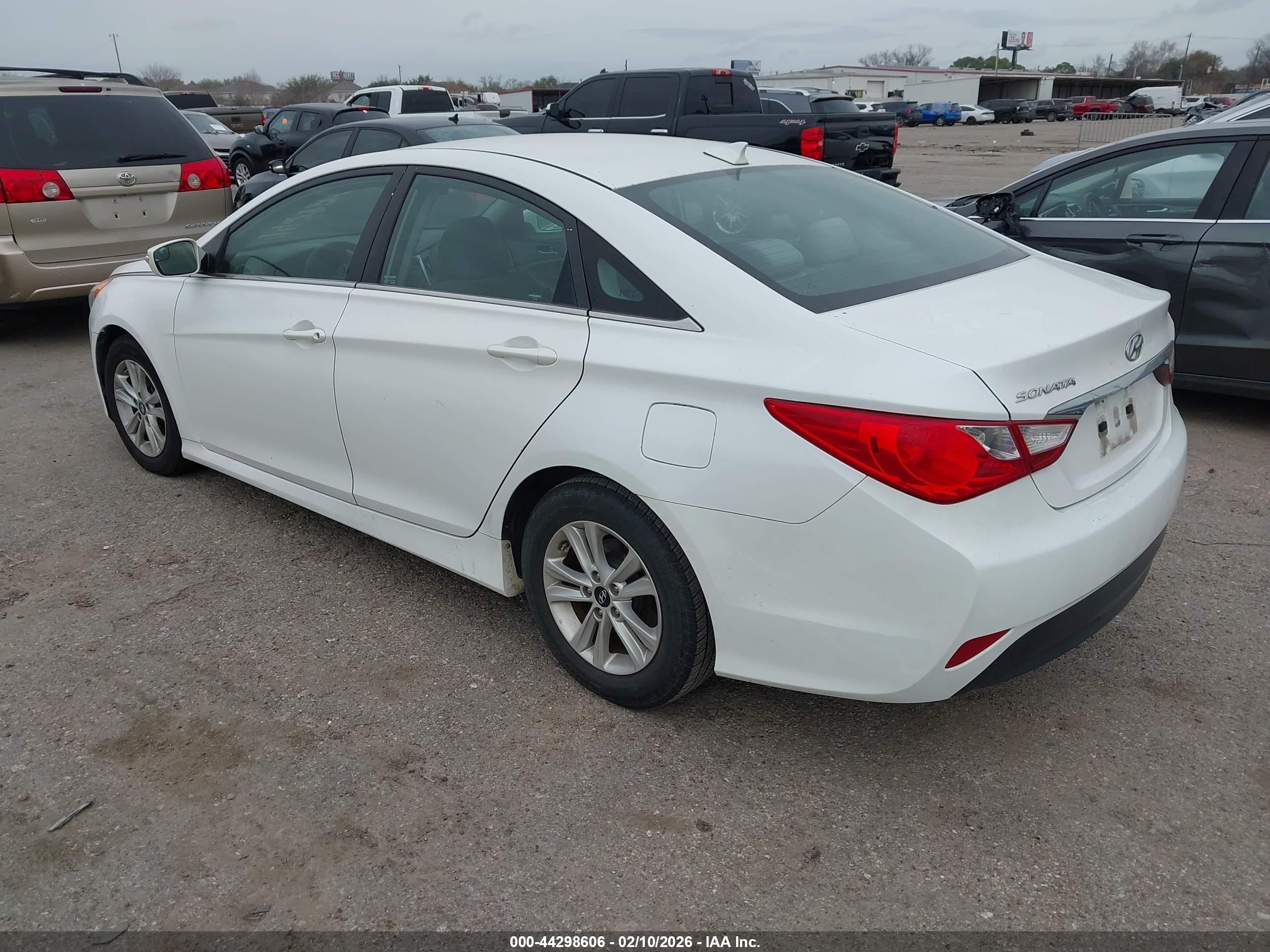 HYUNDAI SONATA image 3