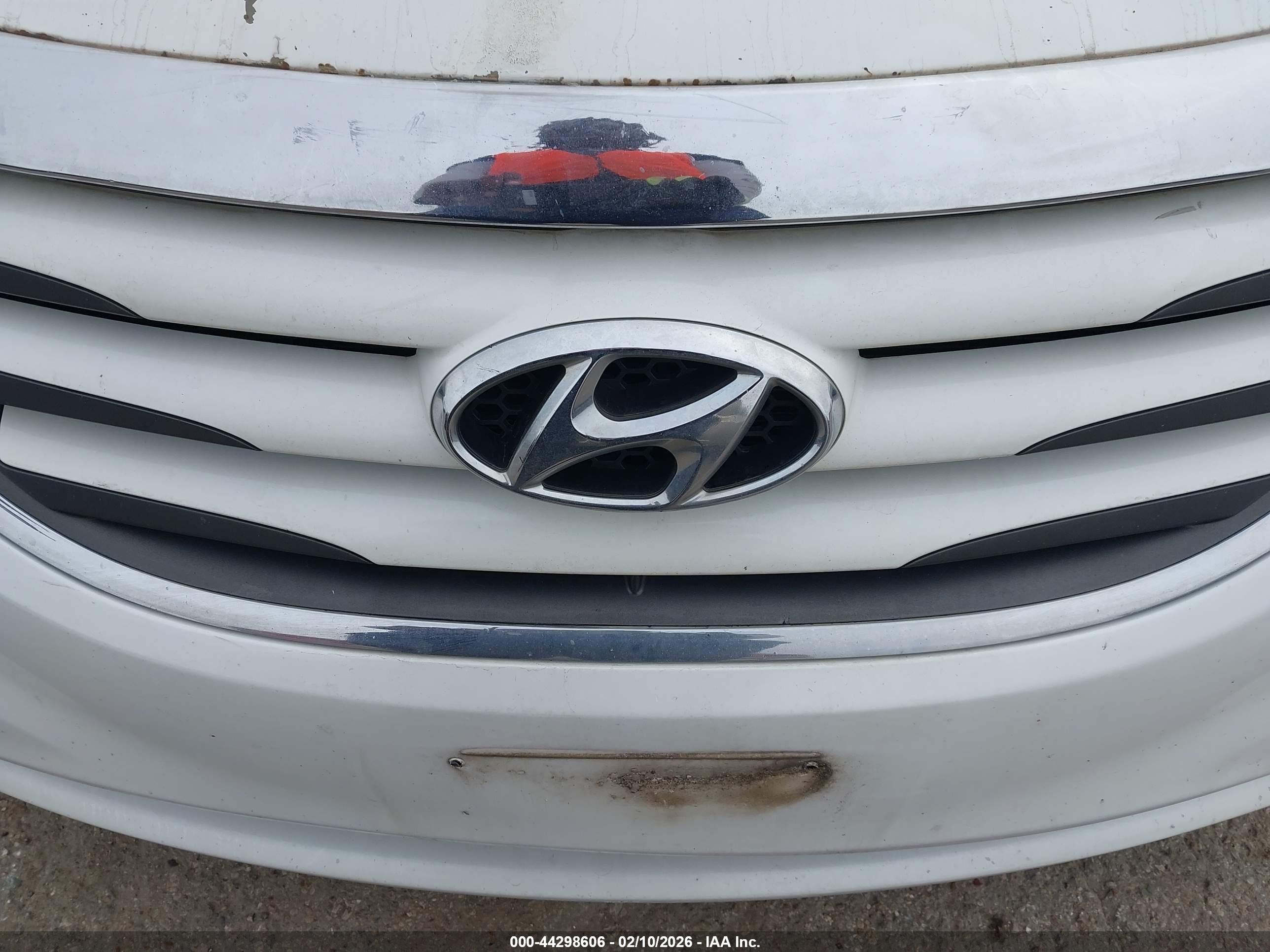 HYUNDAI SONATA image 6