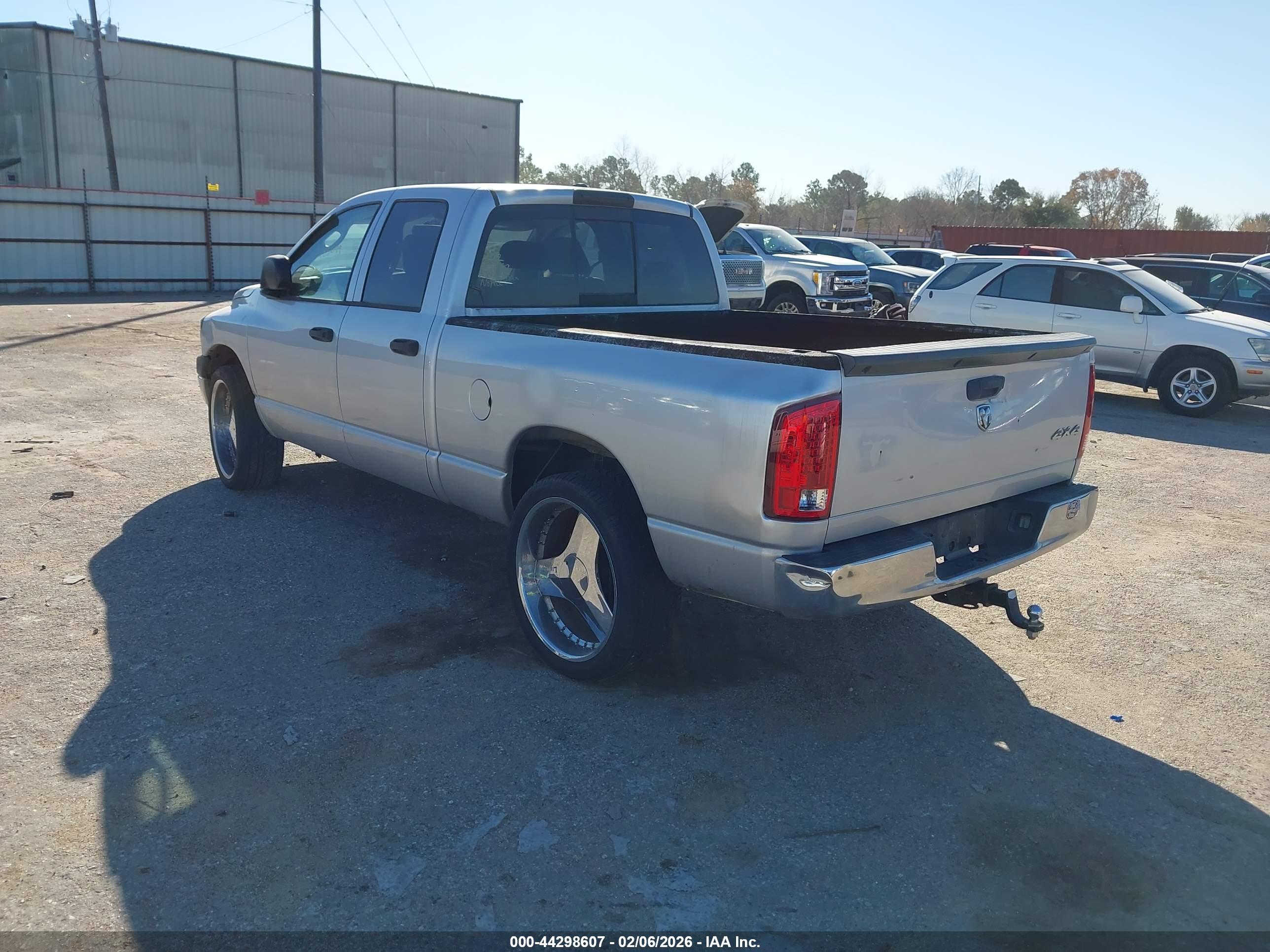 DODGE RAM image 3