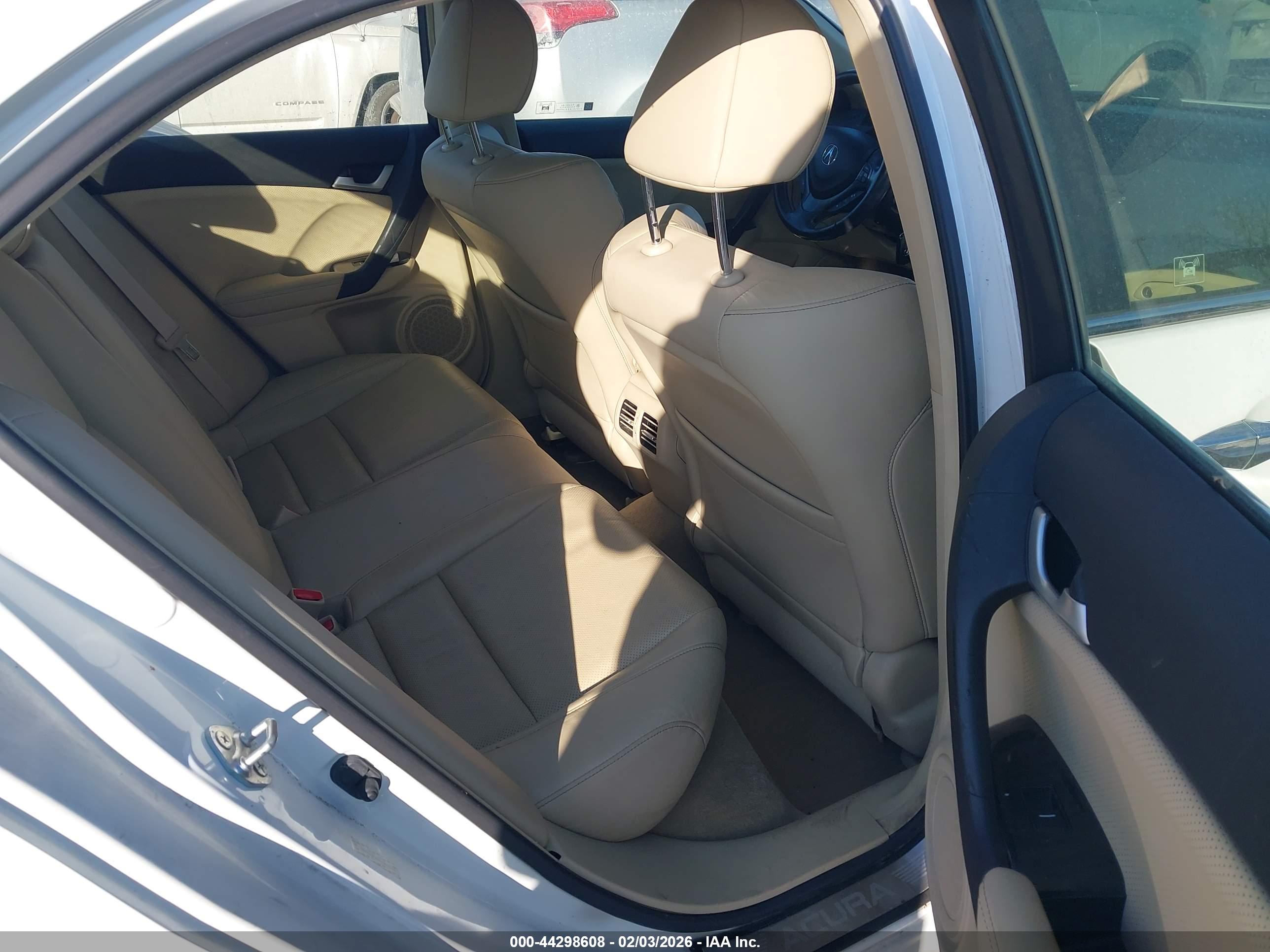 ACURA TSX image 8