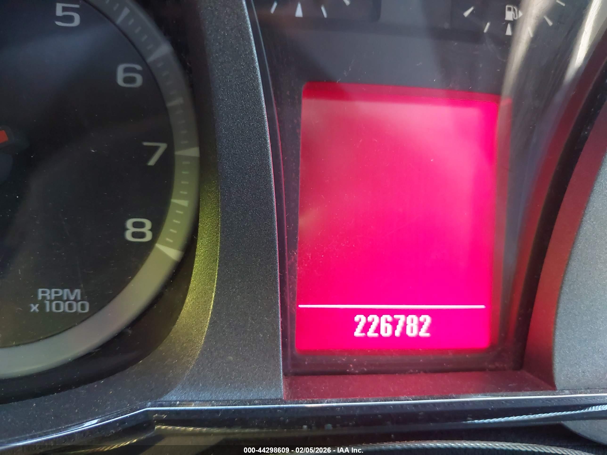 GMC TERRAIN image 7