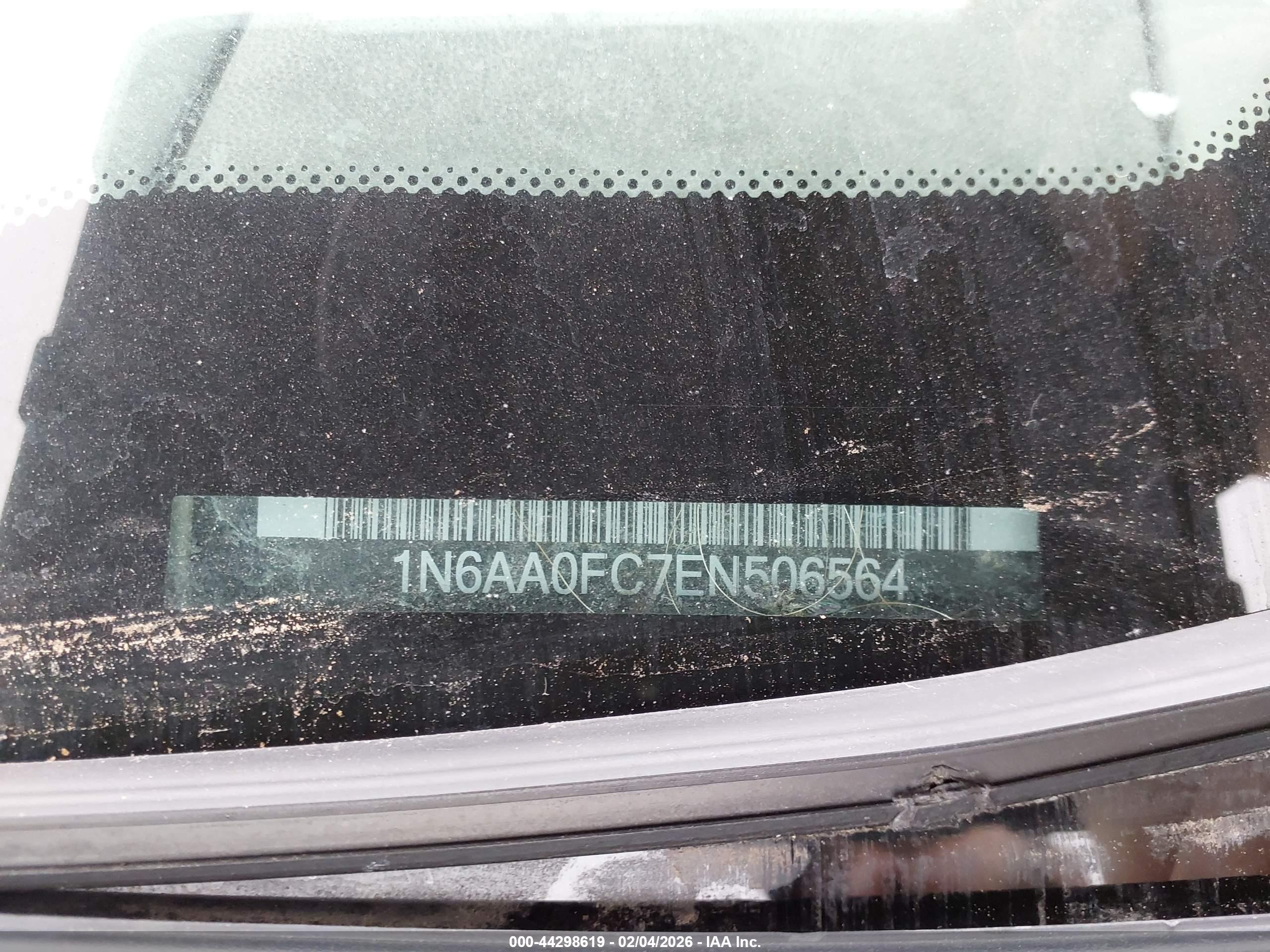 NISSAN TITAN image 9
