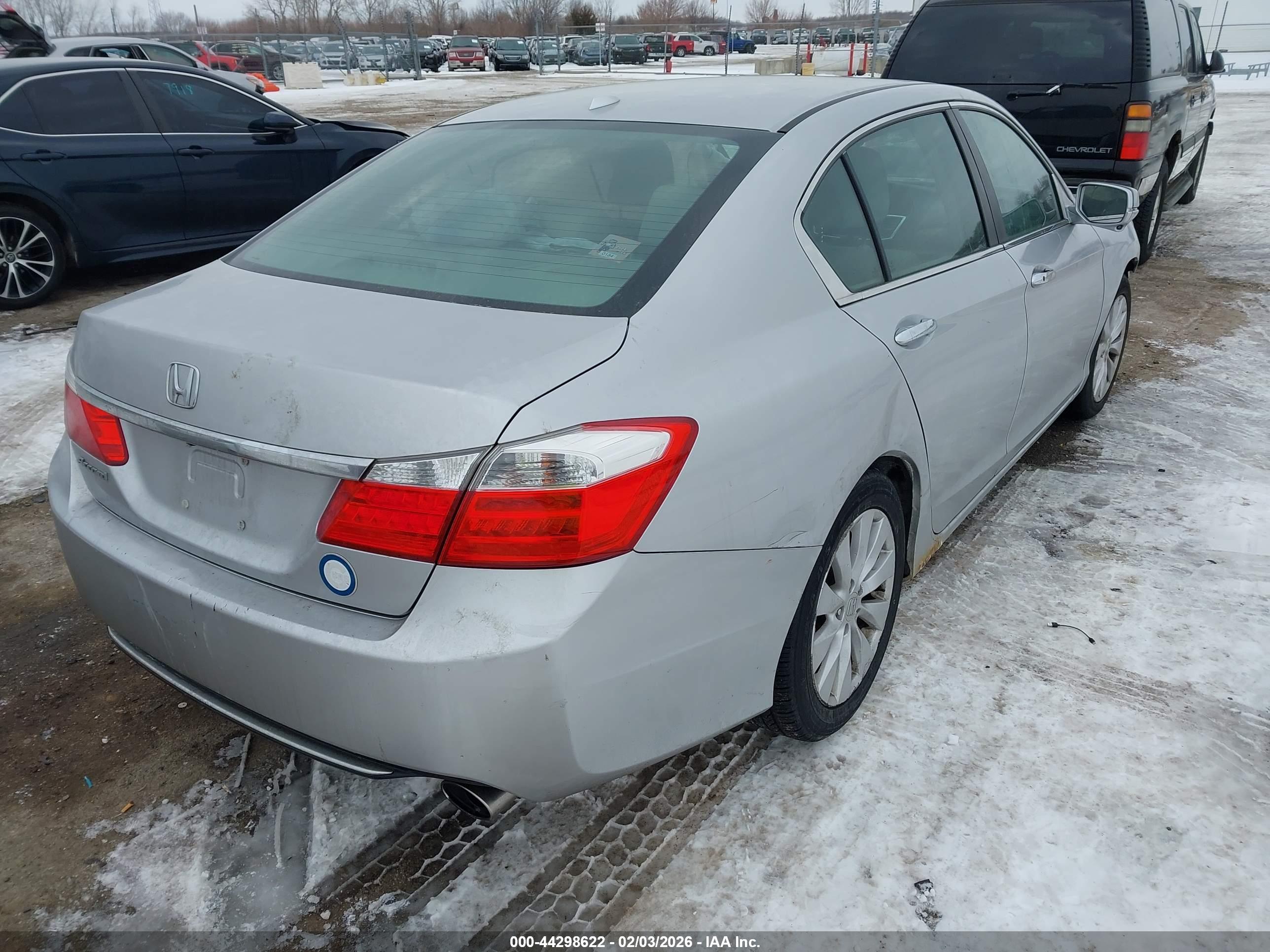 HONDA ACCORD image 4