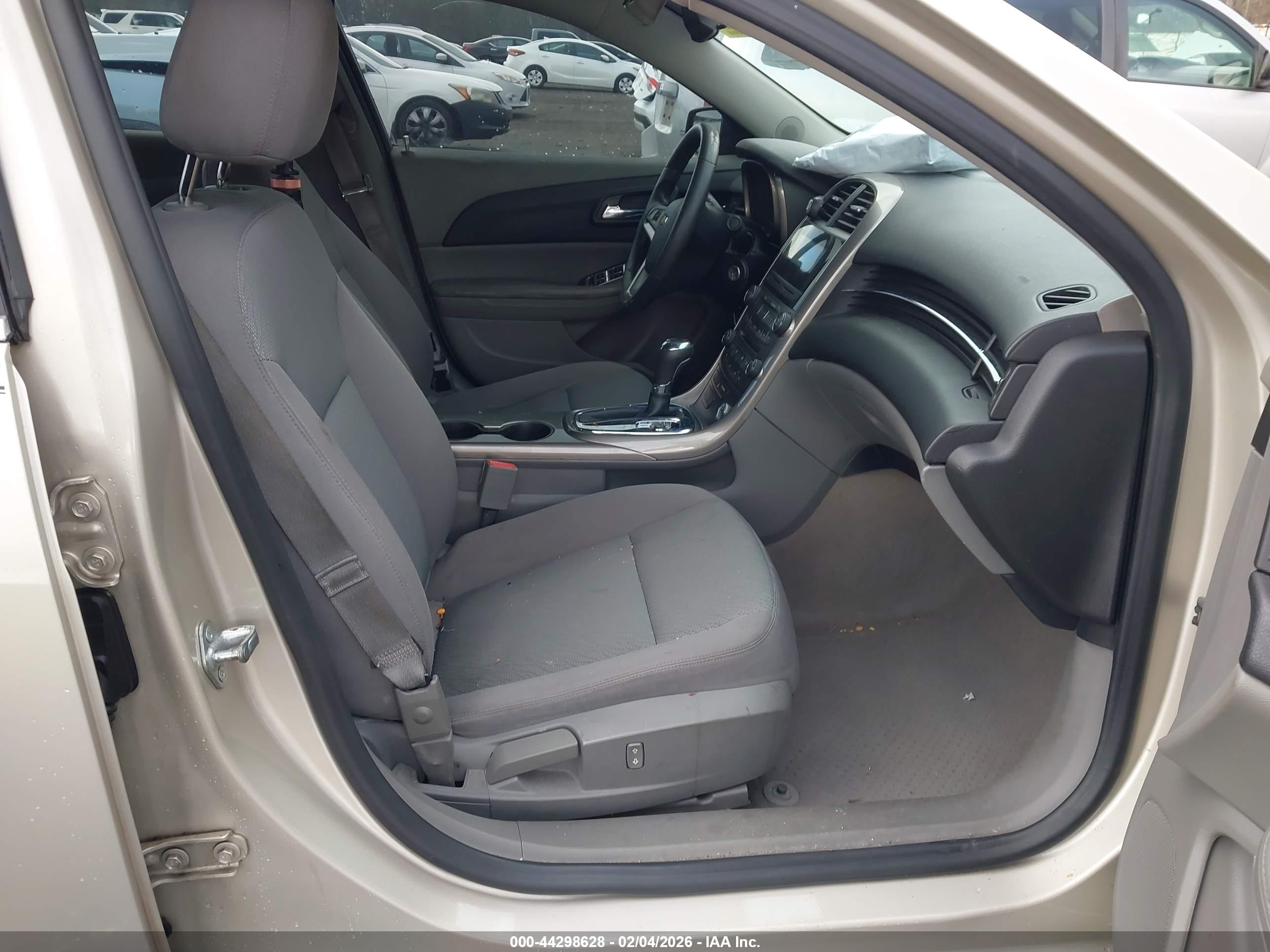 CHEVROLET MALIBU image 5