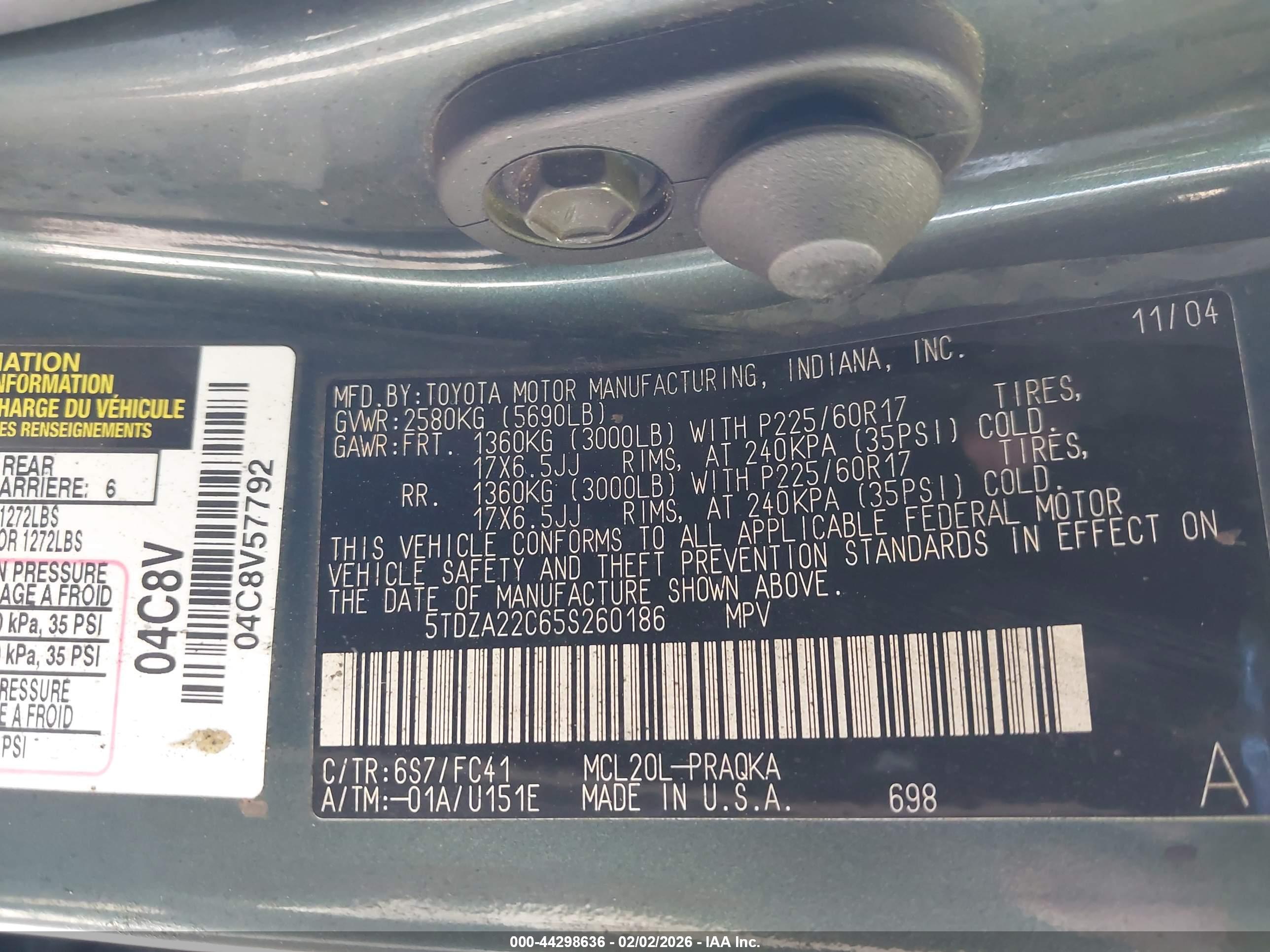 TOYOTA SIENNA image 9