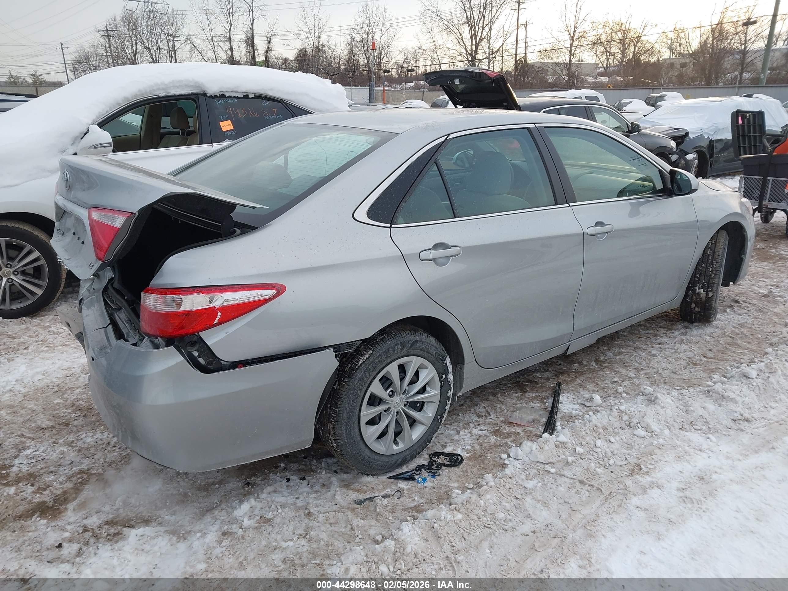 TOYOTA CAMRY image 4