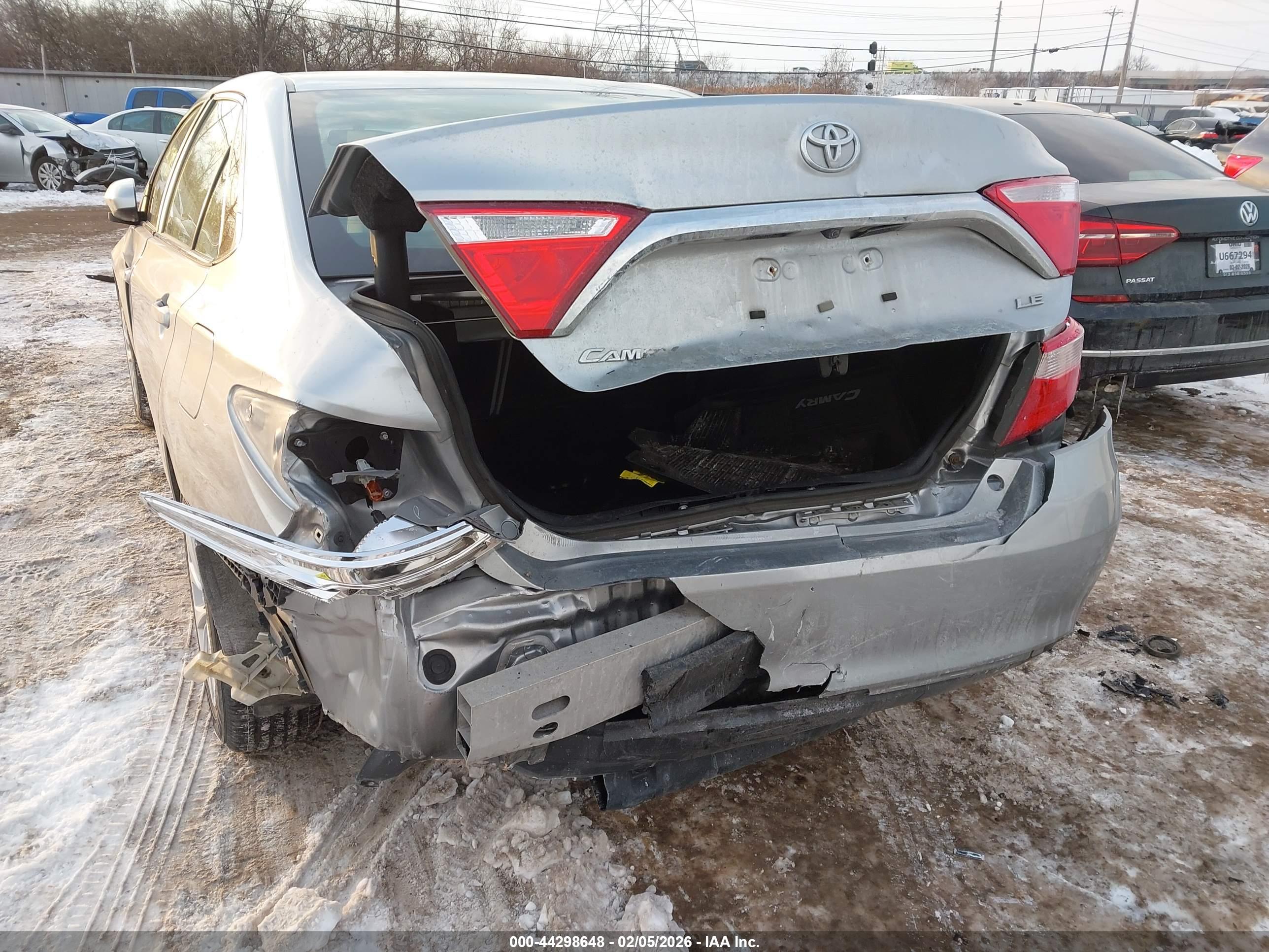 TOYOTA CAMRY image 6