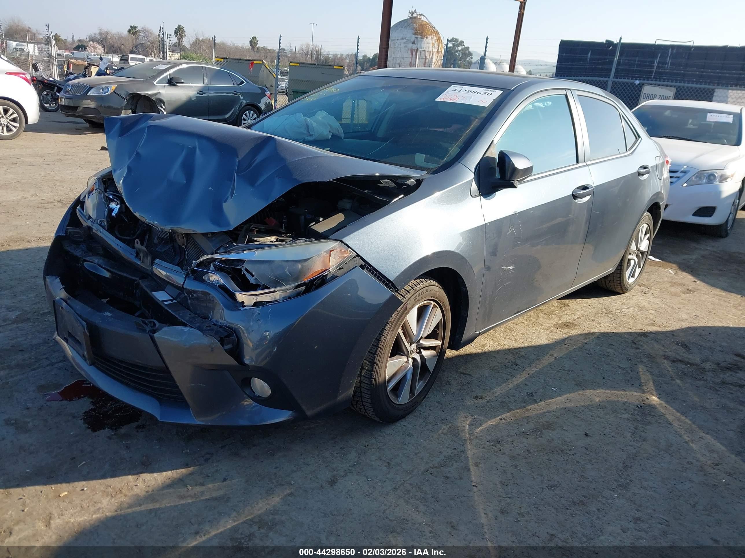 TOYOTA COROLLA image 2