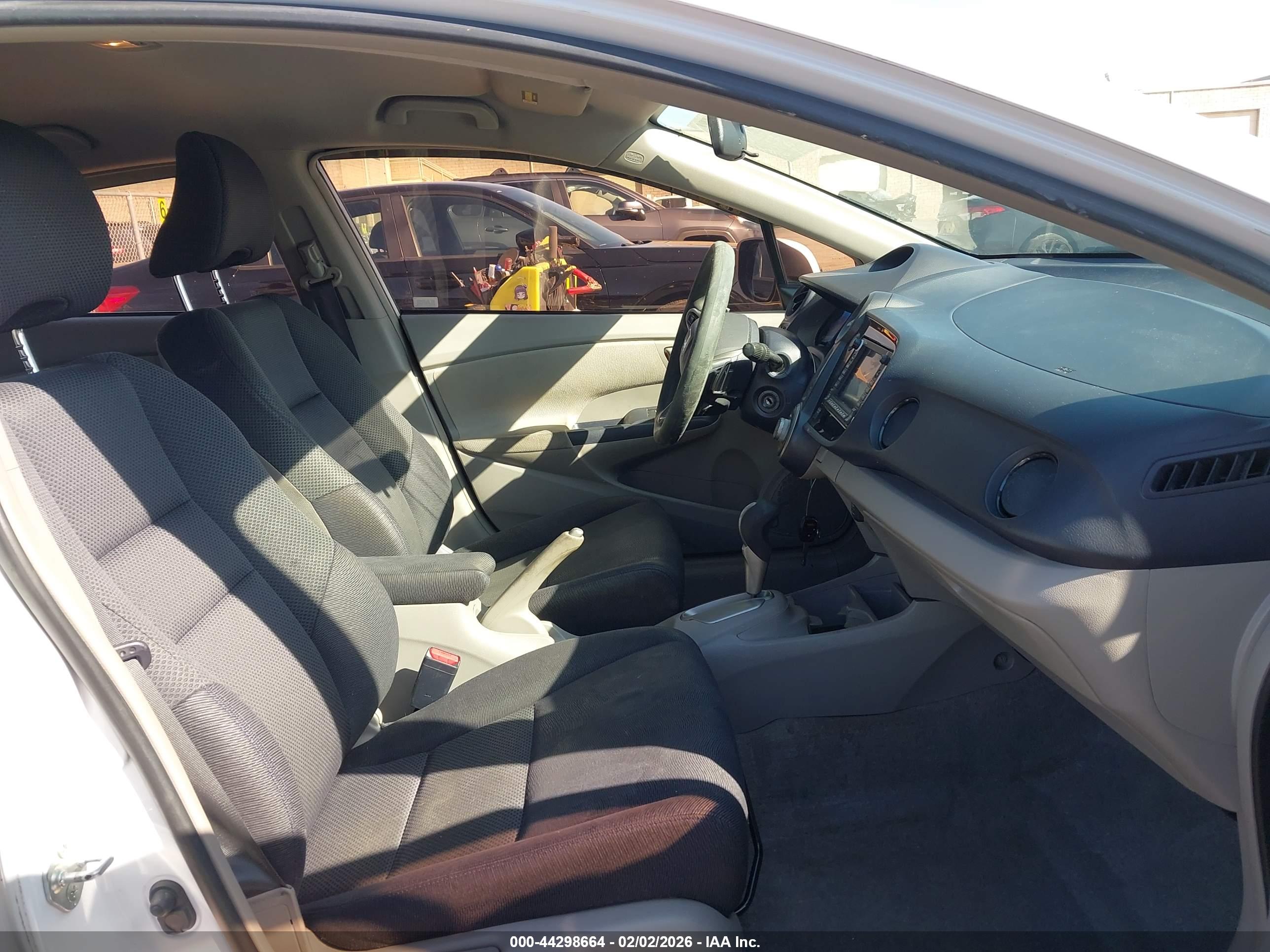HONDA INSIGHT image 5