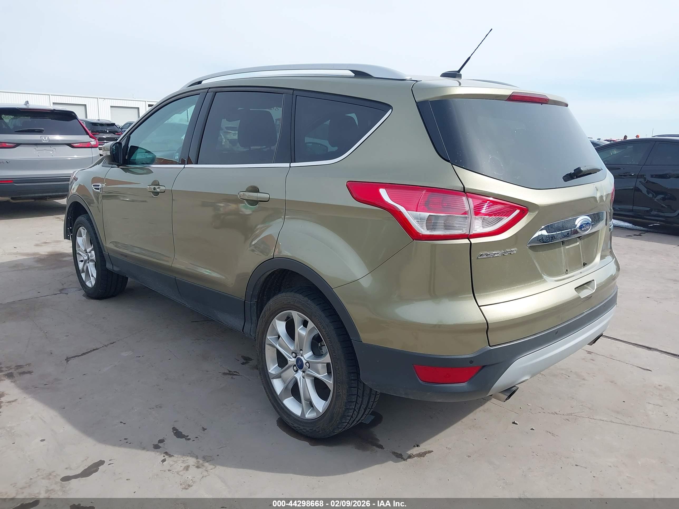 FORD ESCAPE image 3