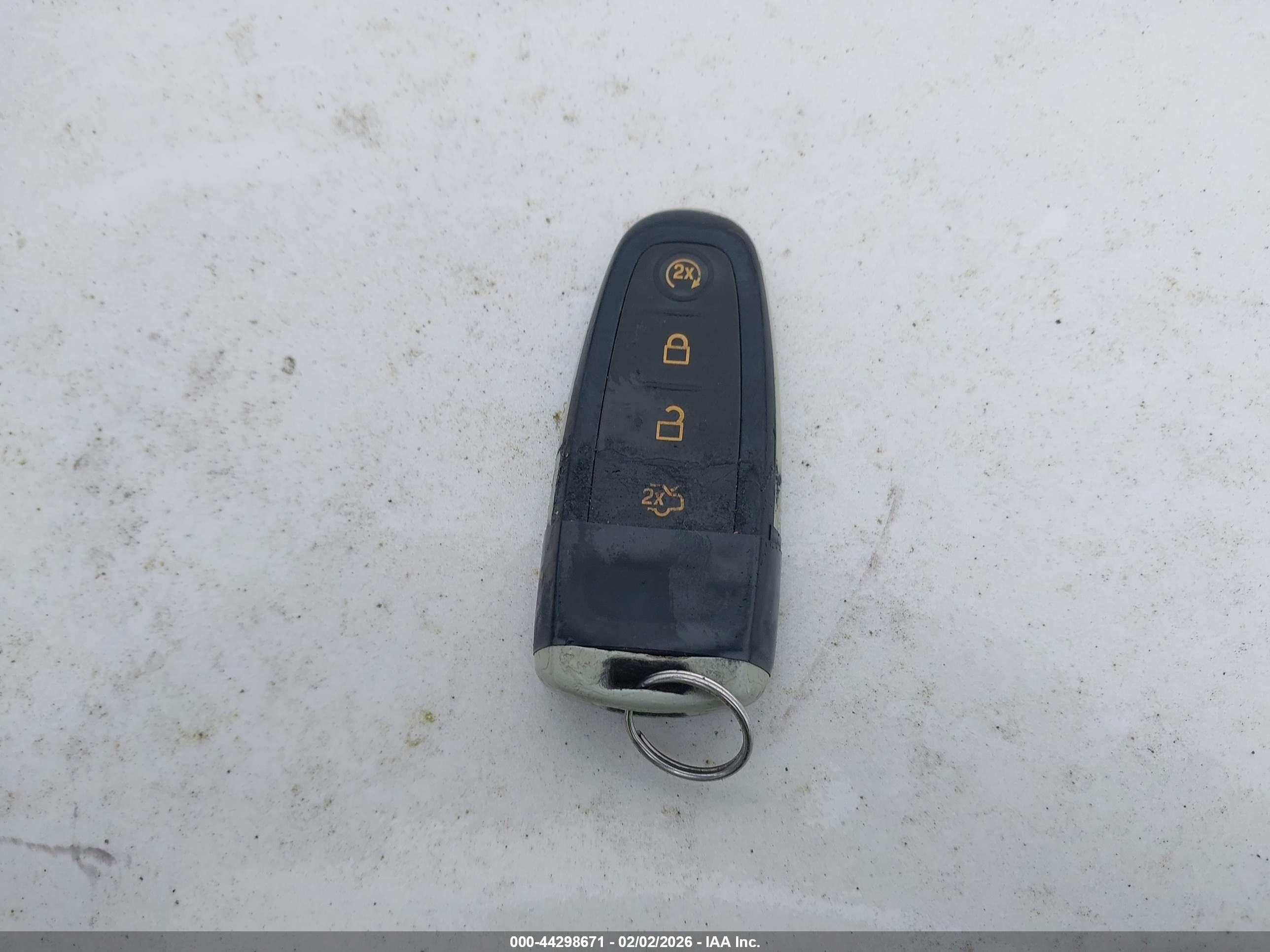 FORD ESCAPE image 11