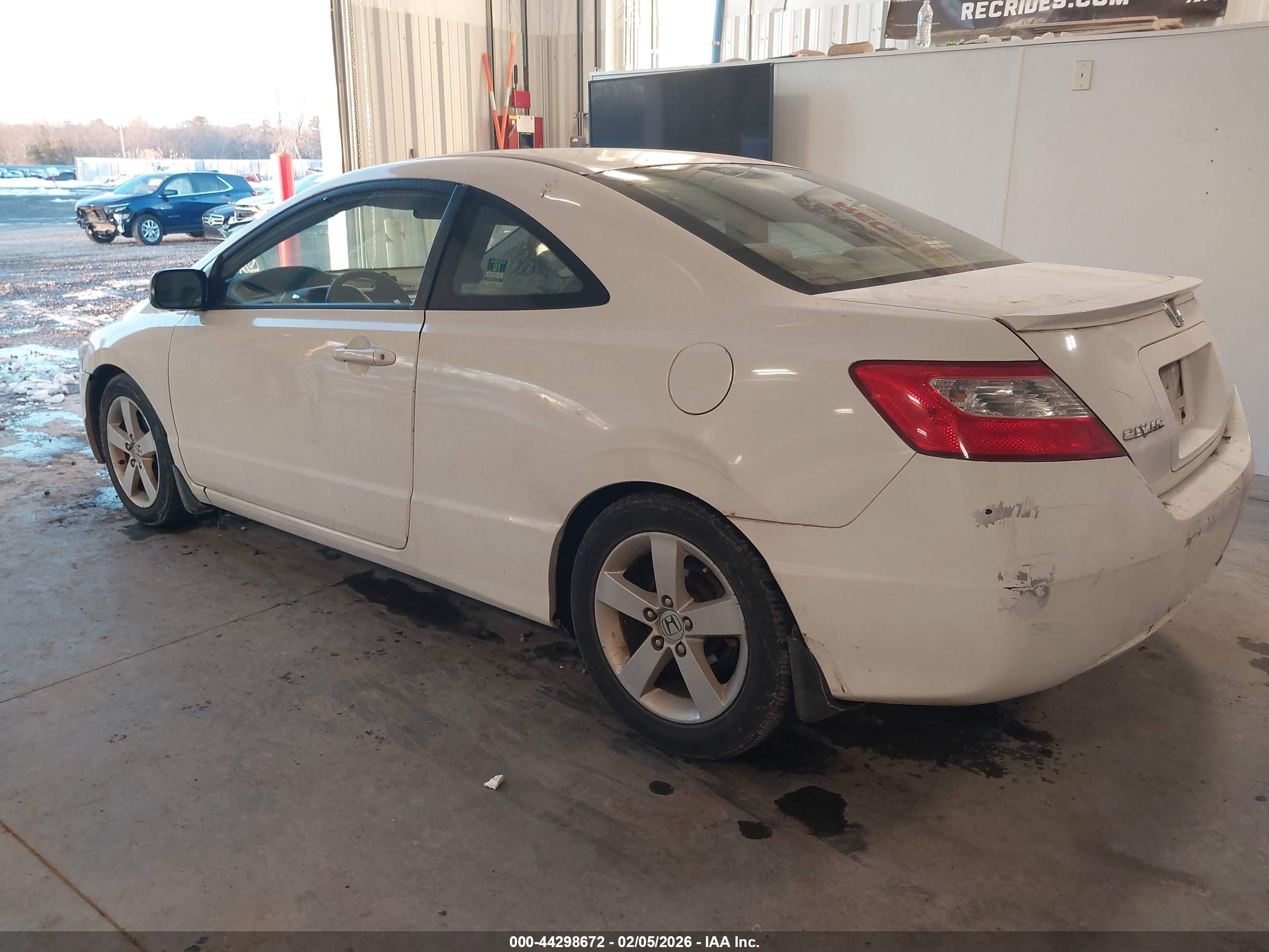 HONDA CIVIC image 3