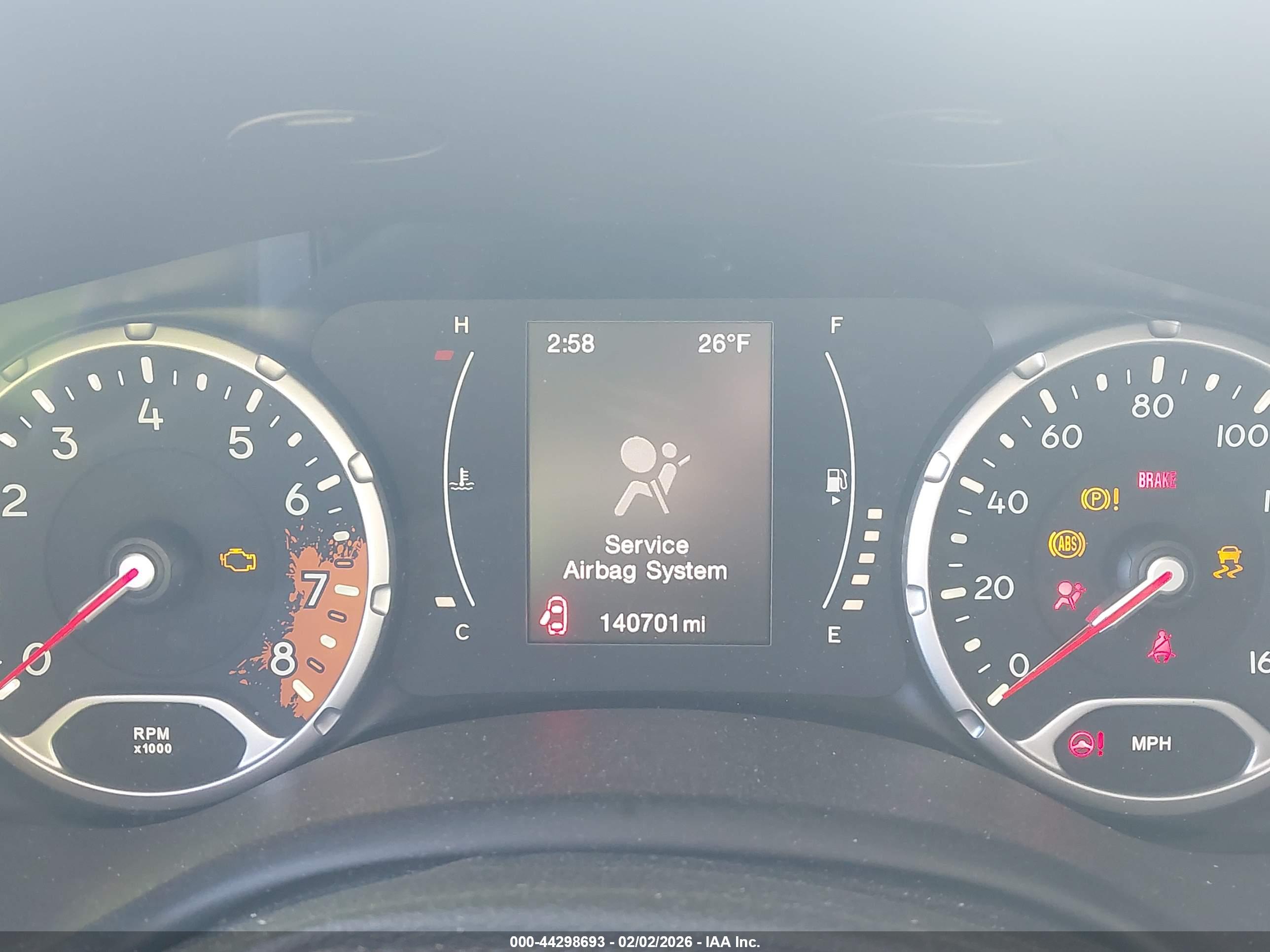JEEP RENEGADE image 7