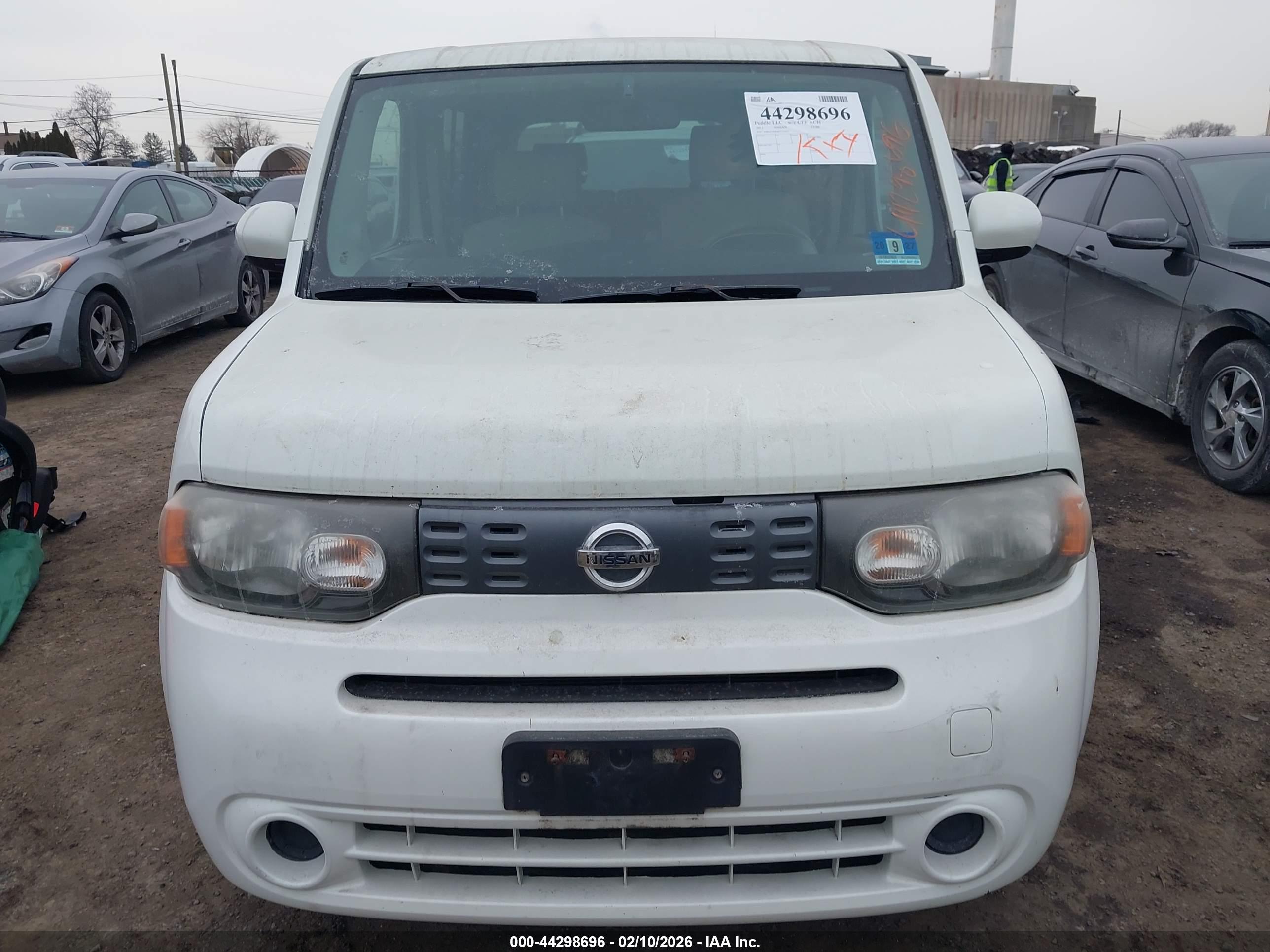 NISSAN CUBE image 6