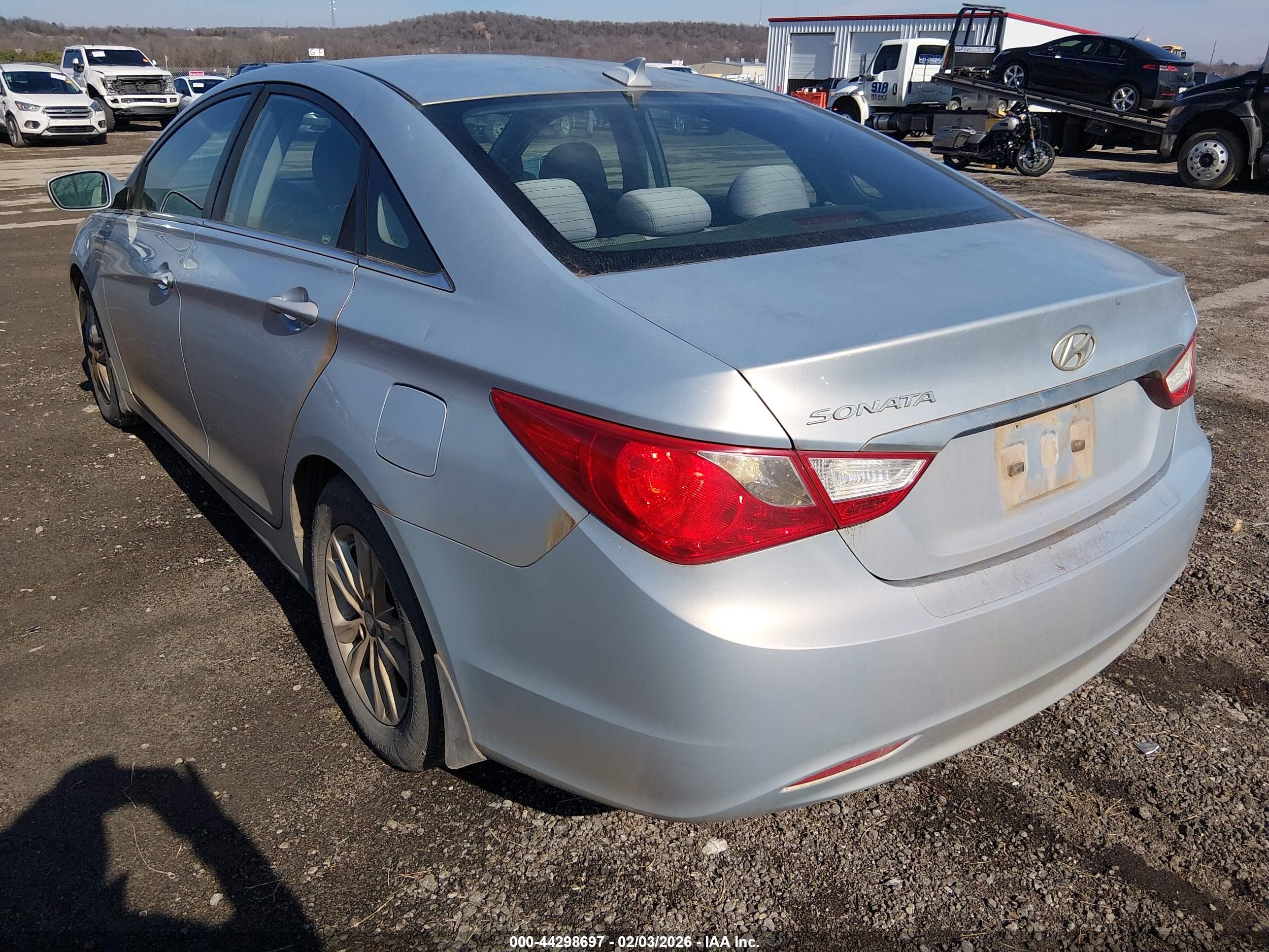 HYUNDAI SONATA image 3