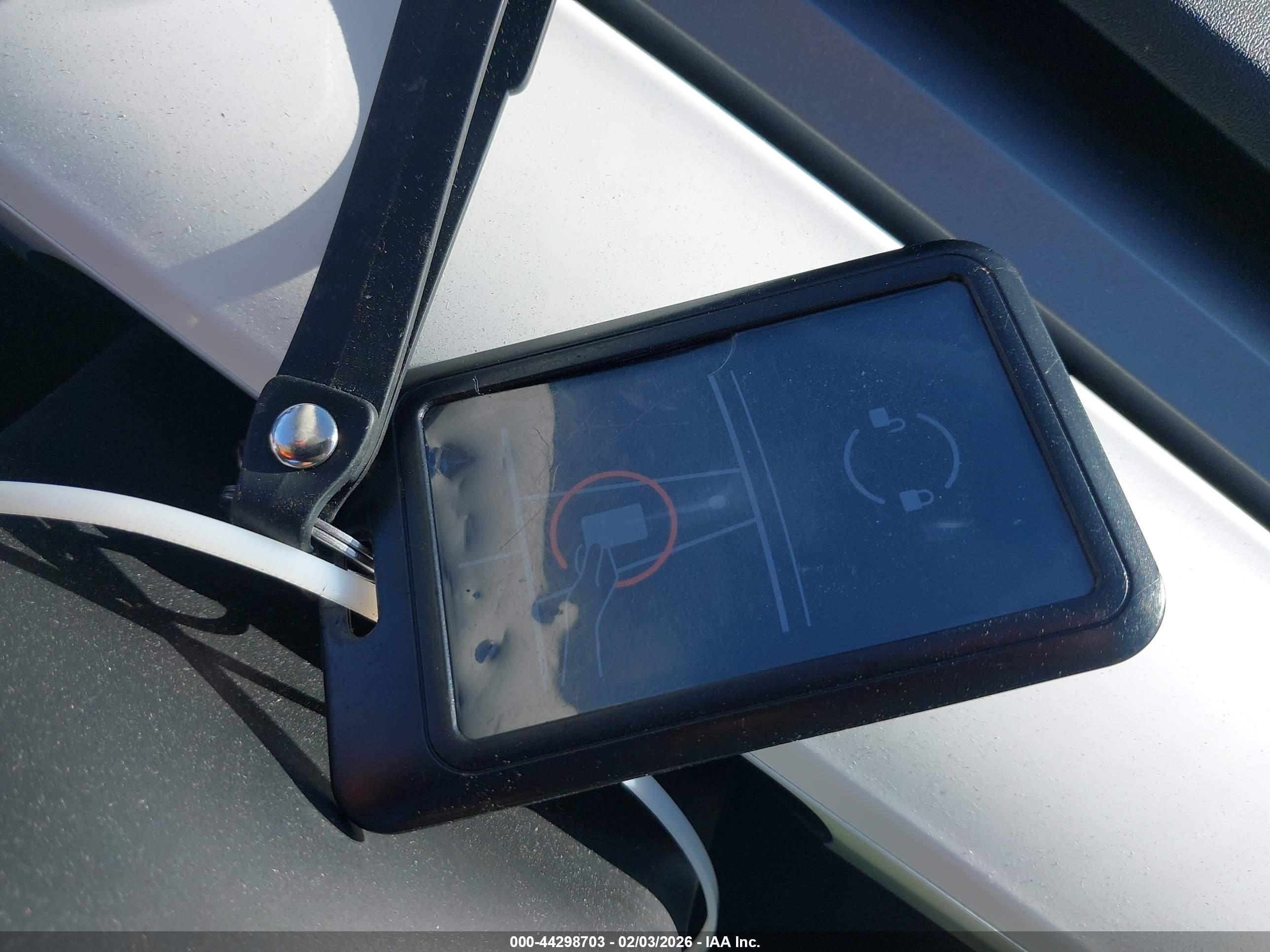 TESLA MODEL image 11