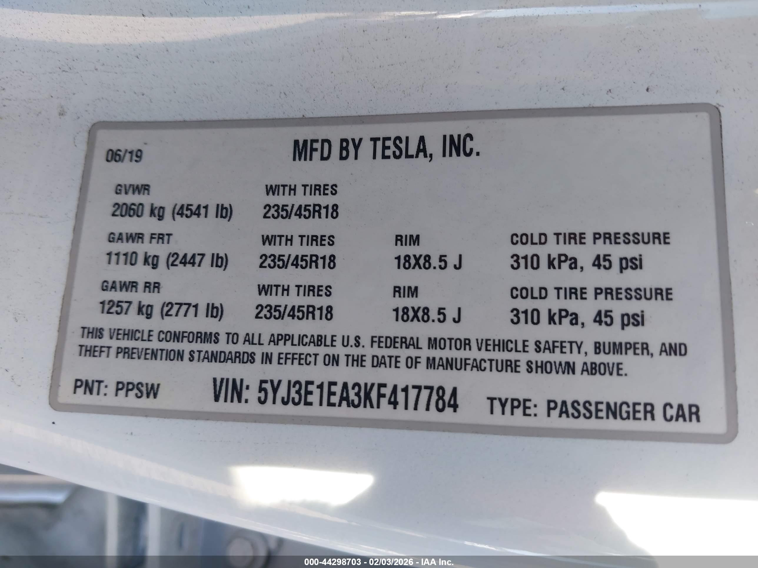 TESLA MODEL image 9