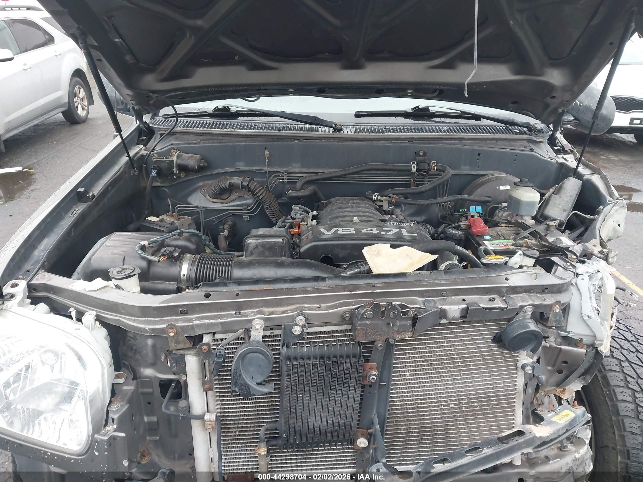 TOYOTA TUNDRA image 10