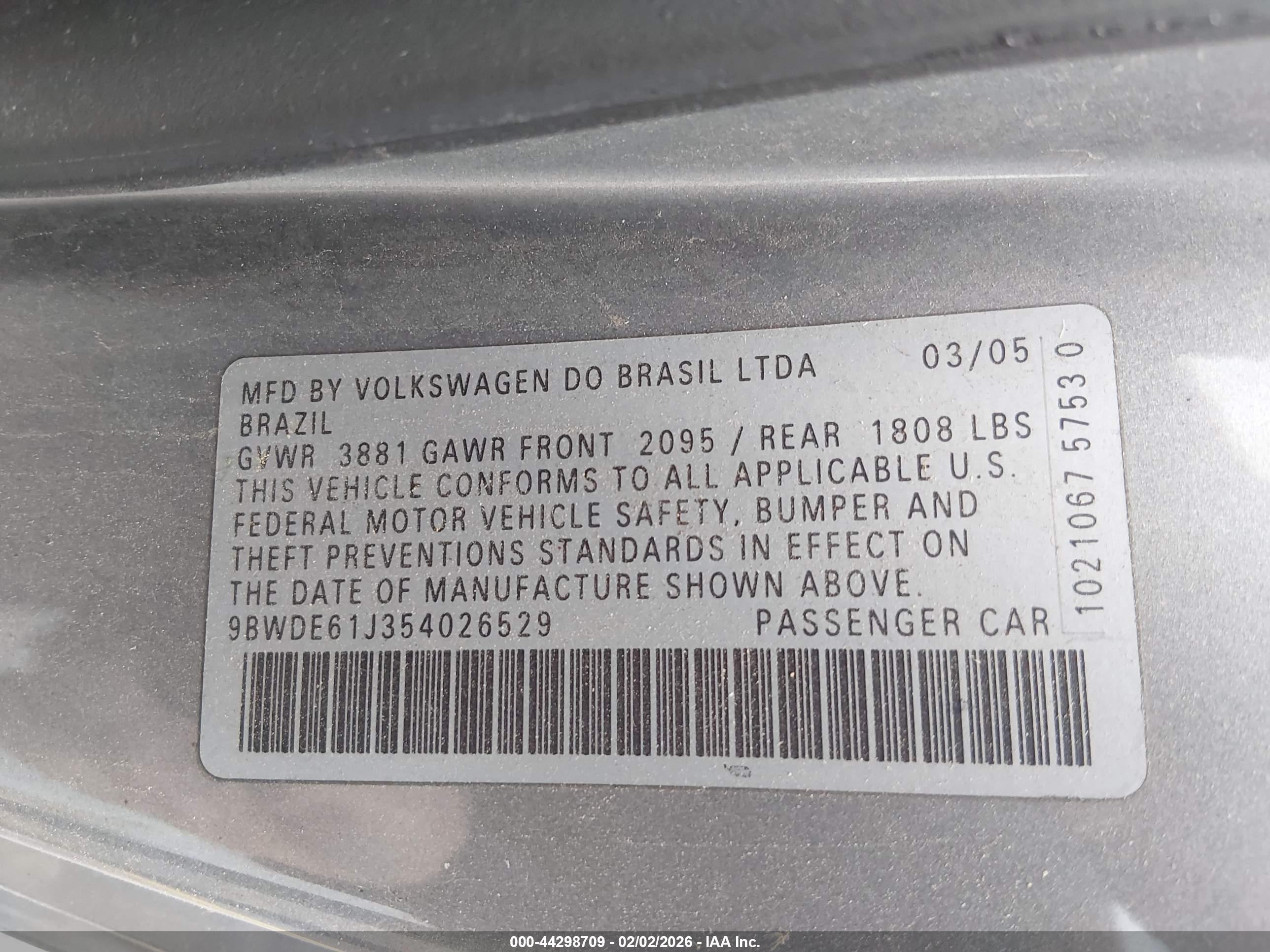 VOLKSWAGEN GTI image 9