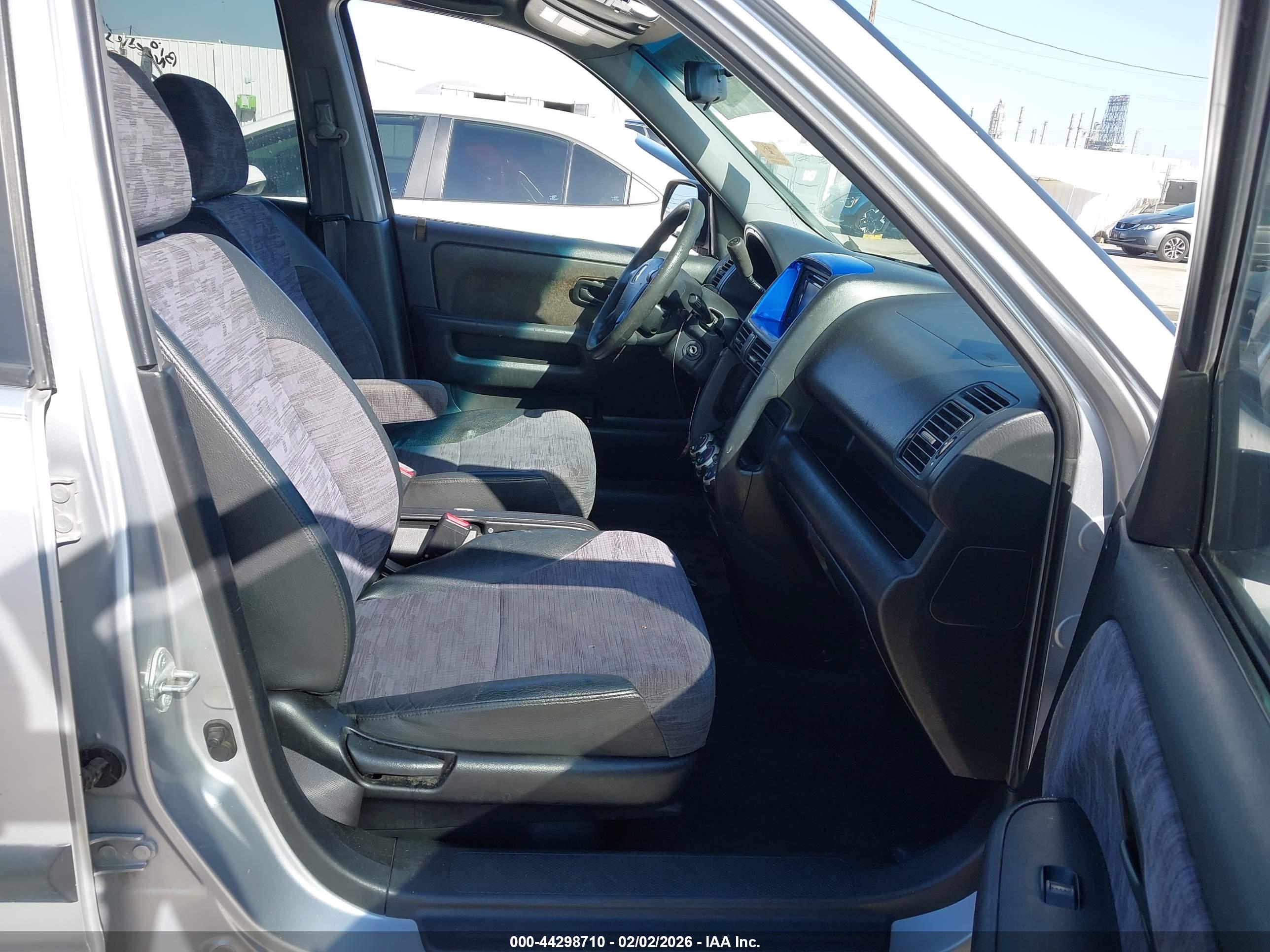 HONDA CR-V image 5