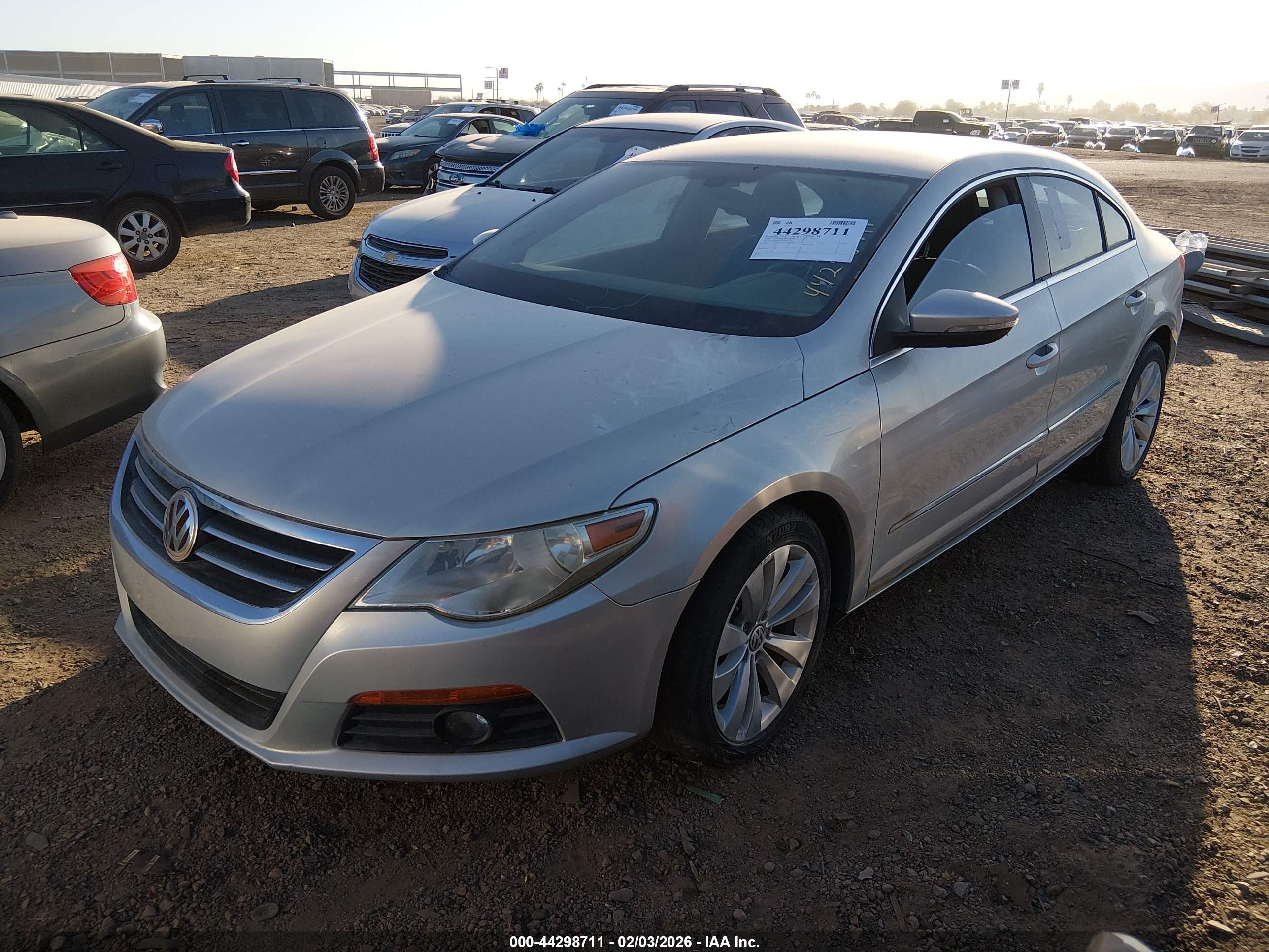 VOLKSWAGEN CC image 2
