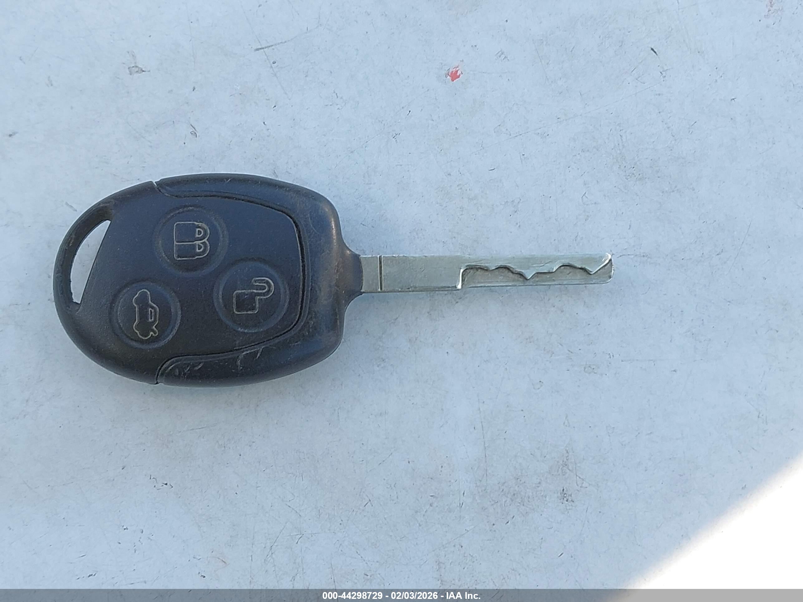 FORD FIESTA image 11