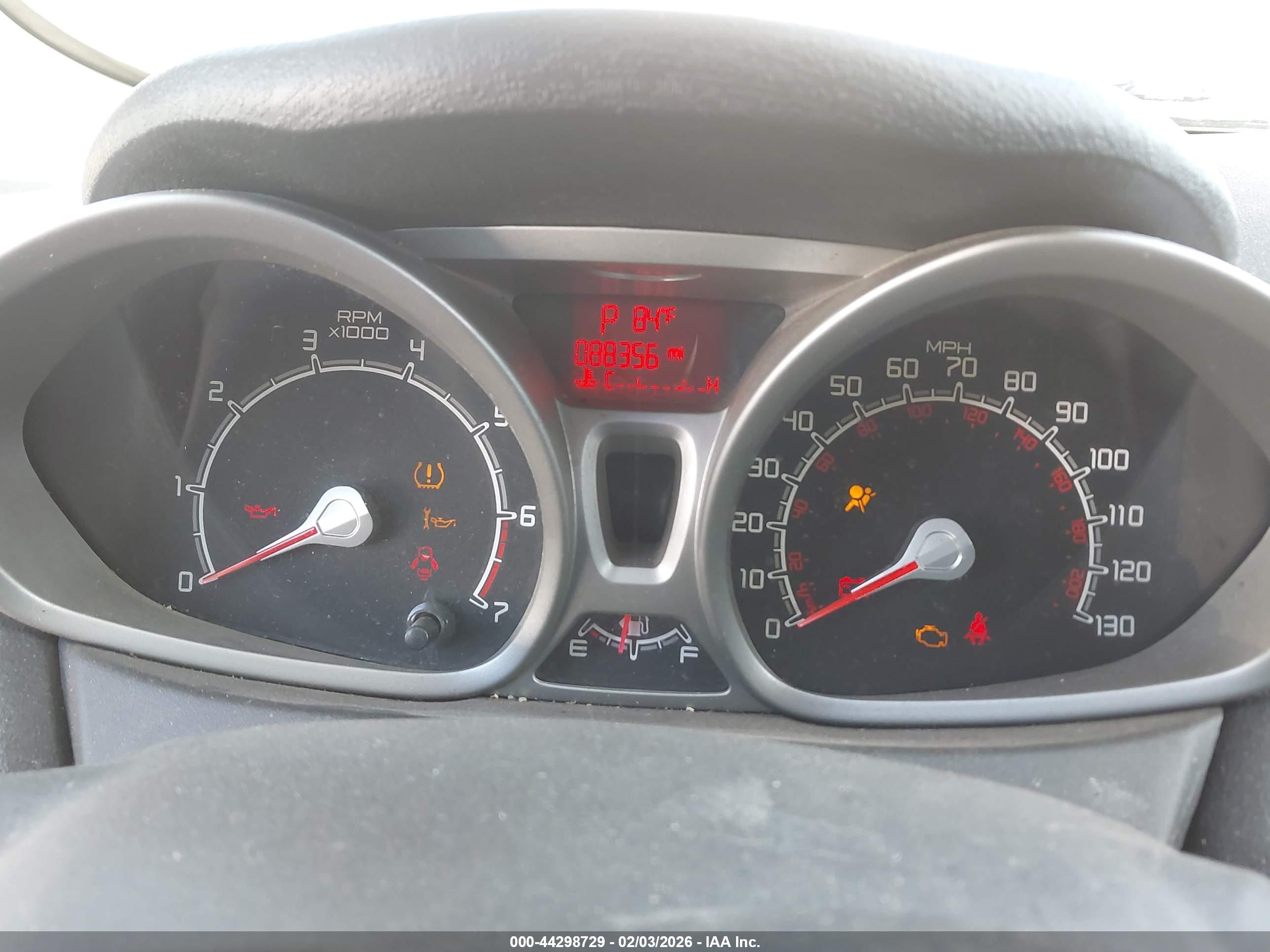 FORD FIESTA image 7