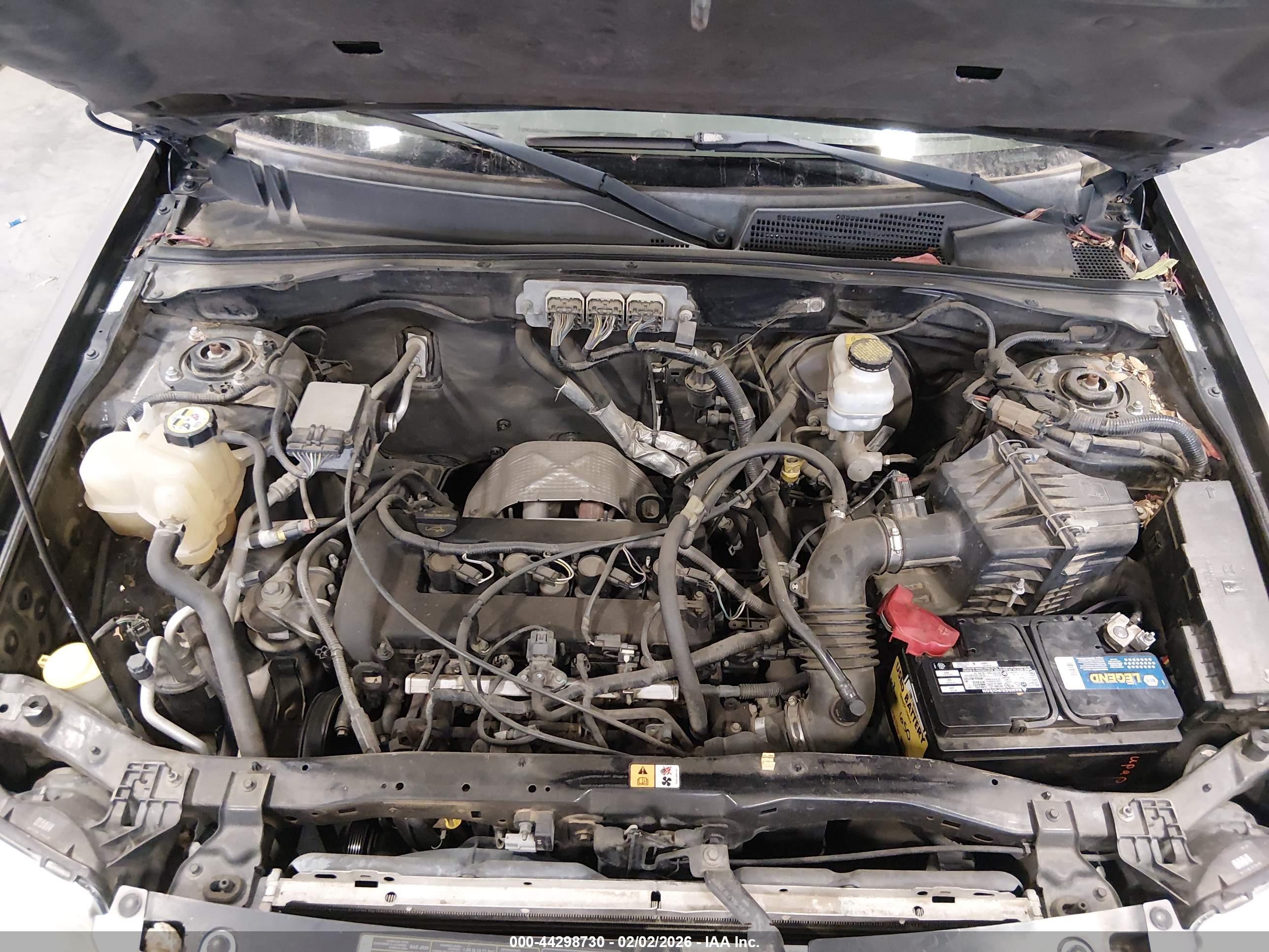 MAZDA TRIBUTE image 10