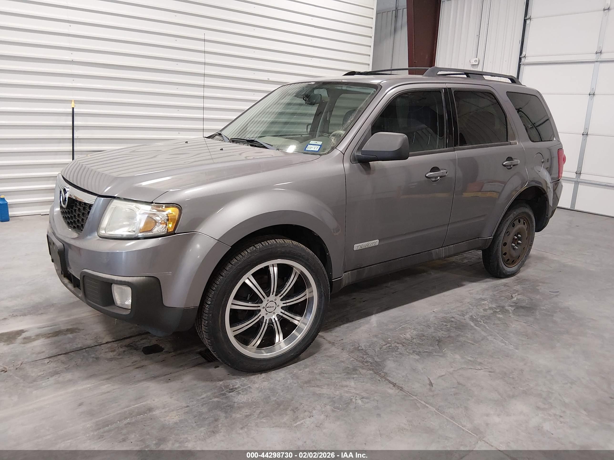 MAZDA TRIBUTE image 2