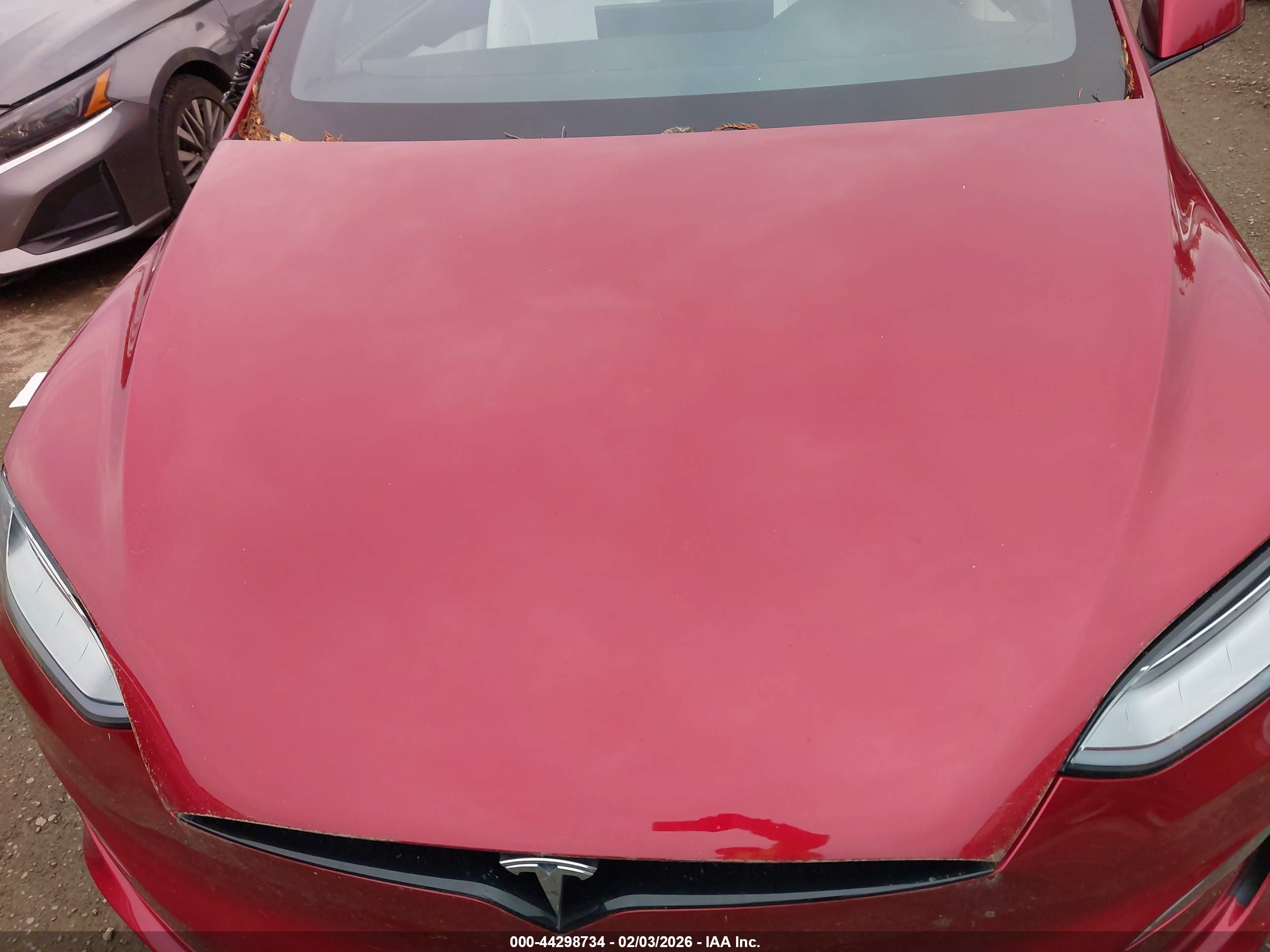 TESLA MODEL image 10