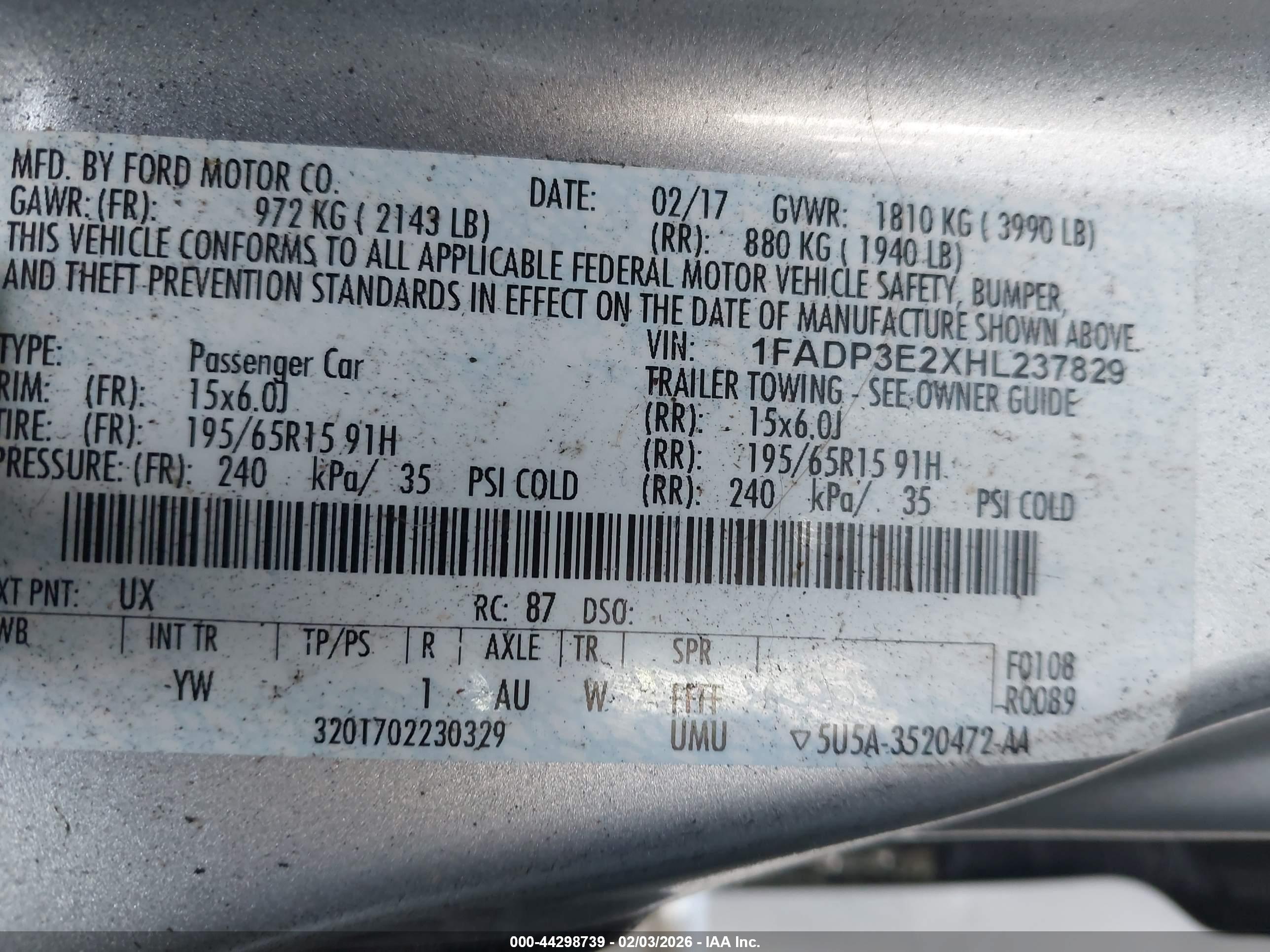 FORD FOCUS image 9