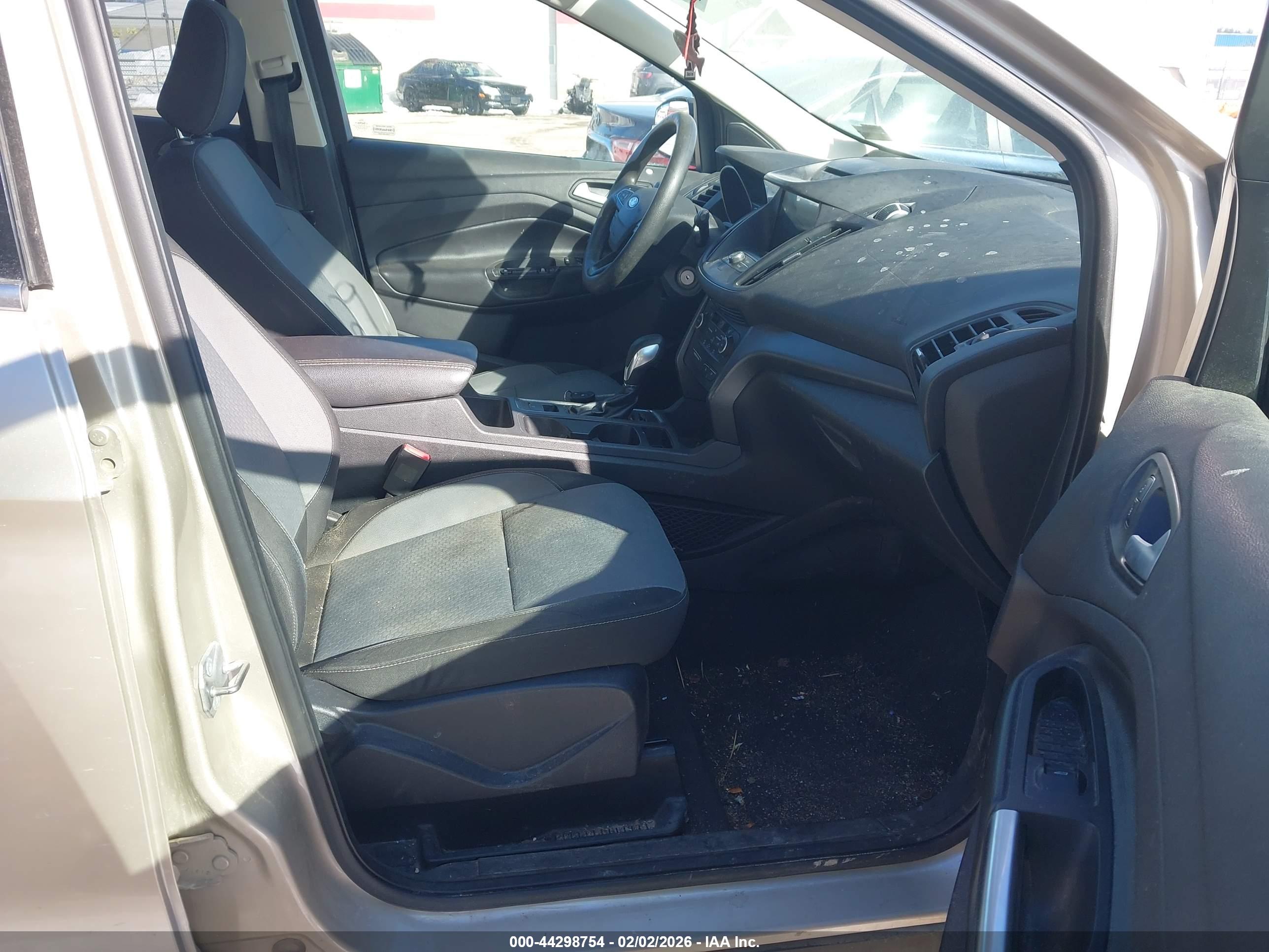 FORD ESCAPE image 5