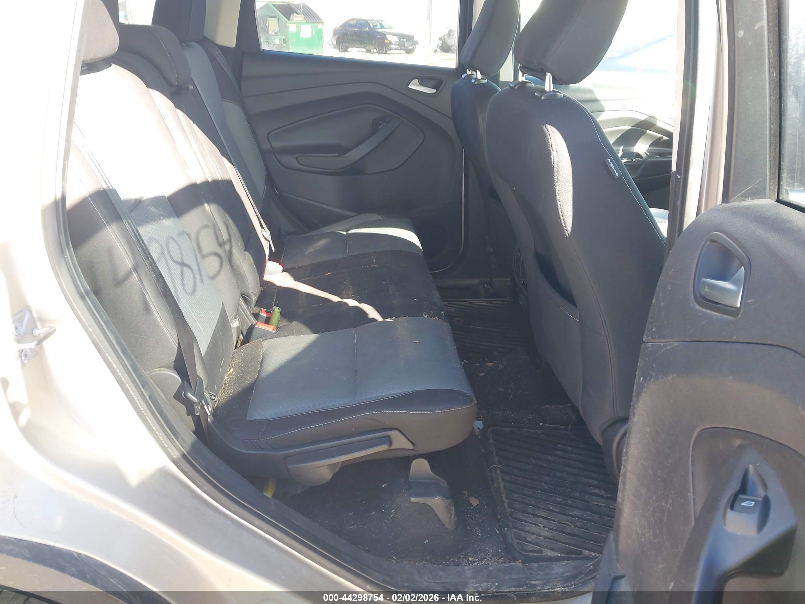 FORD ESCAPE image 8