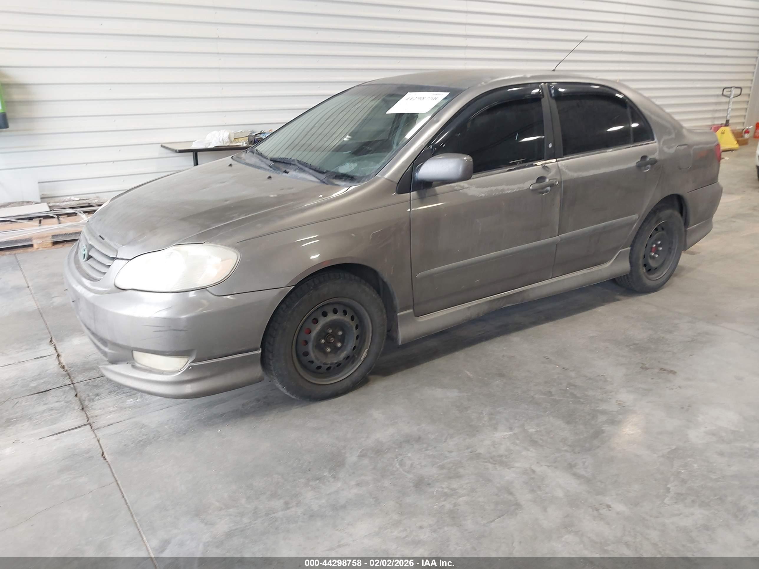TOYOTA COROLLA image 2