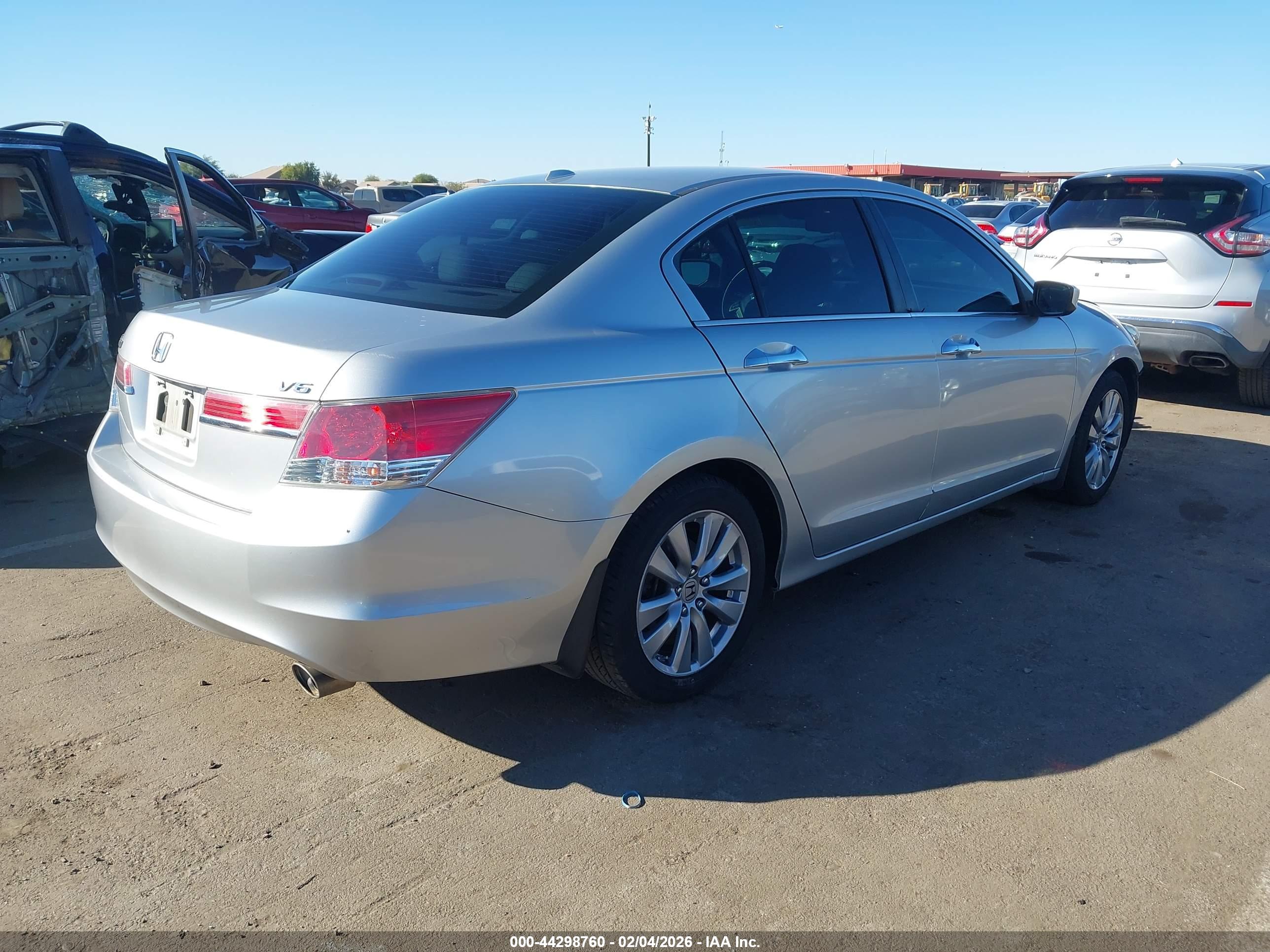 HONDA ACCORD image 4