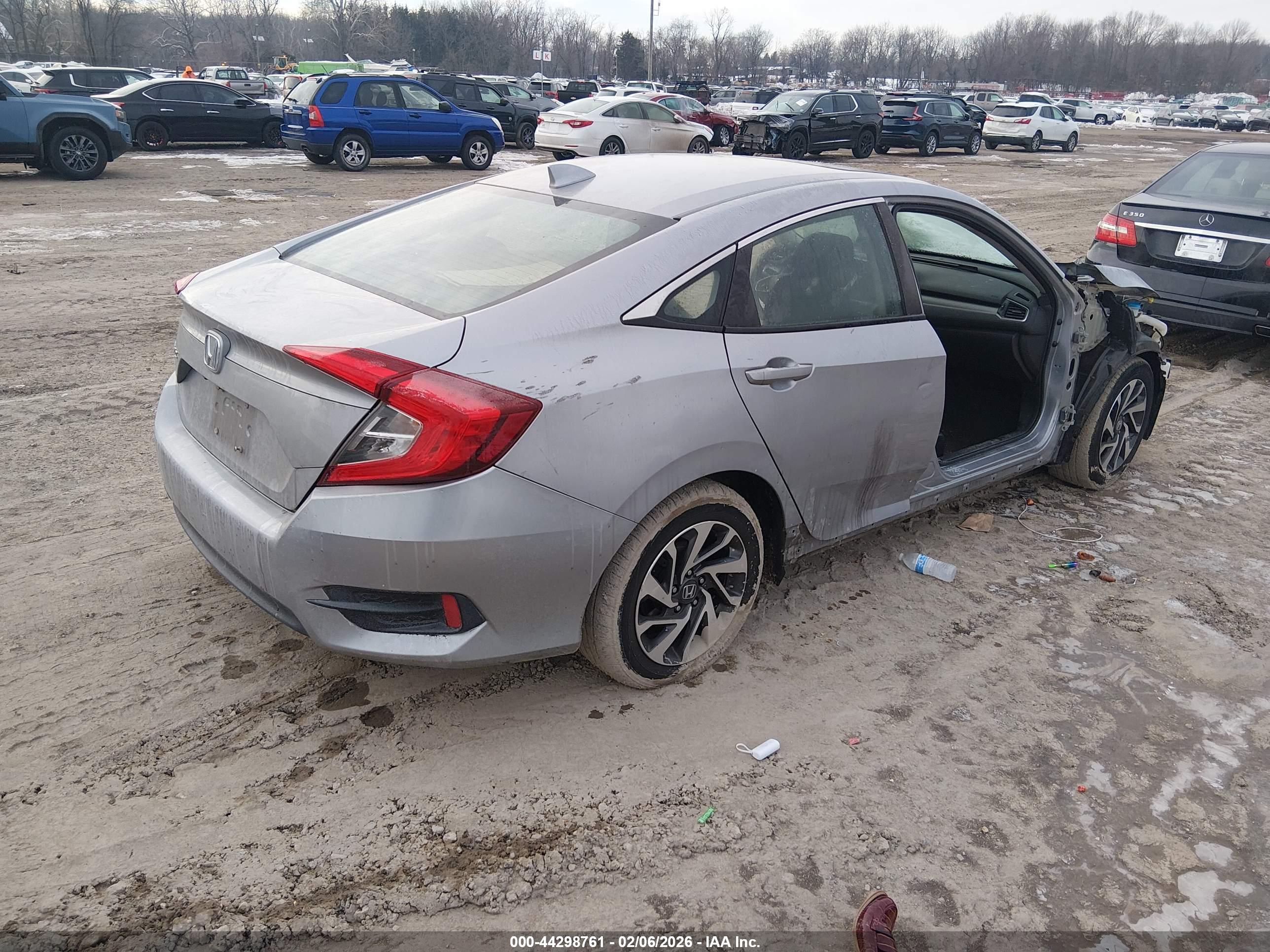 HONDA CIVIC image 4