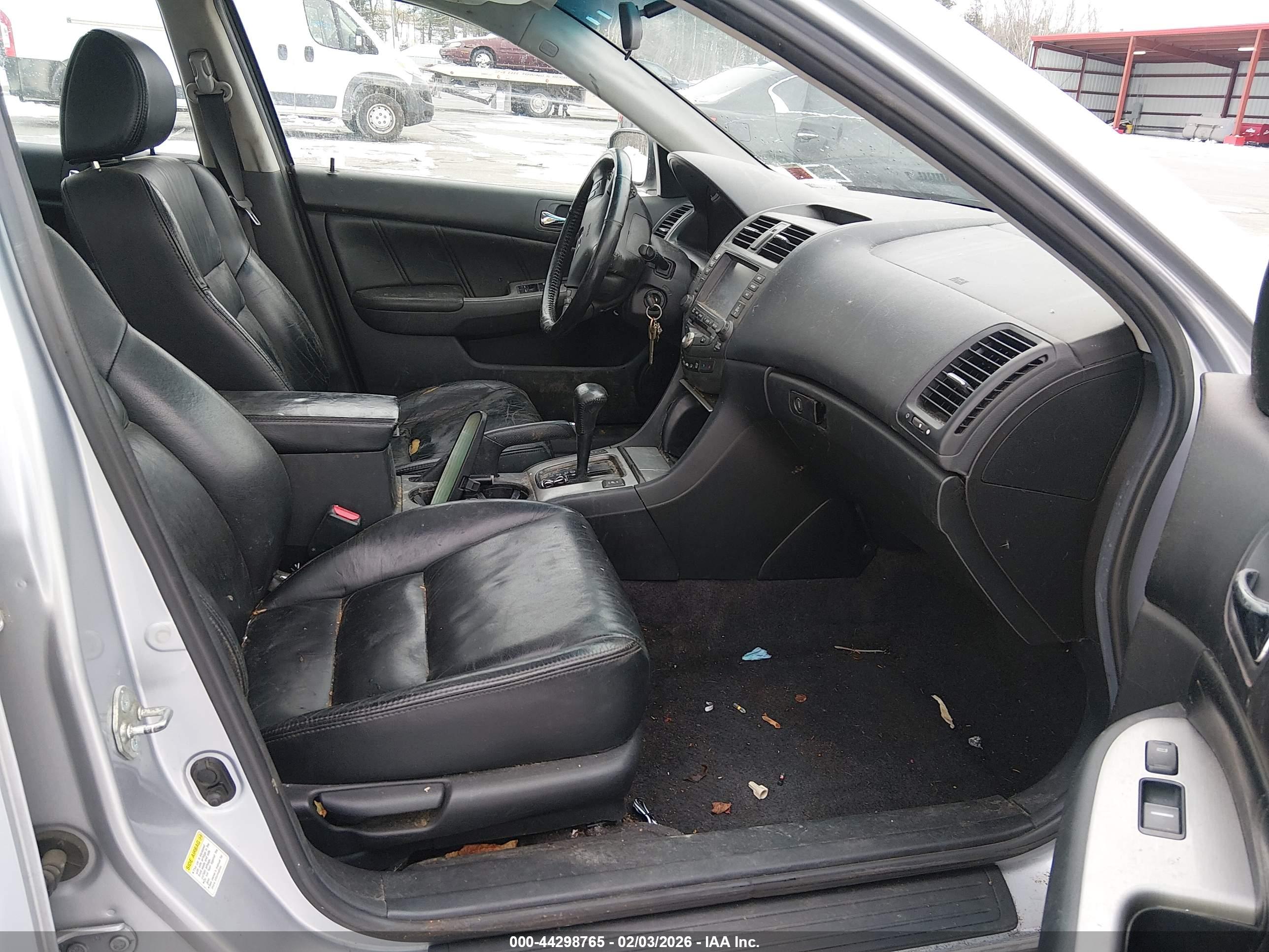 HONDA ACCORD image 5