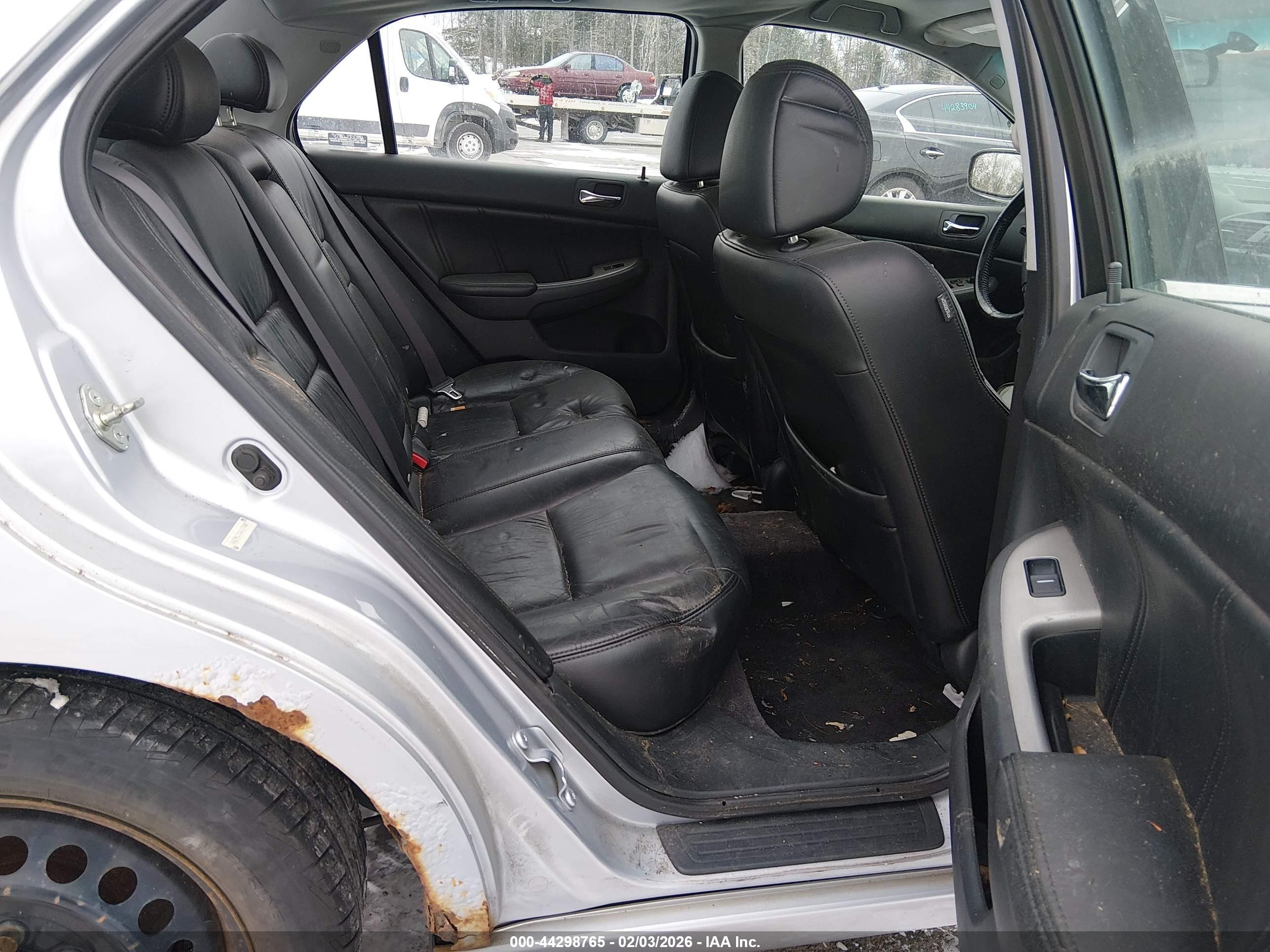 HONDA ACCORD image 8