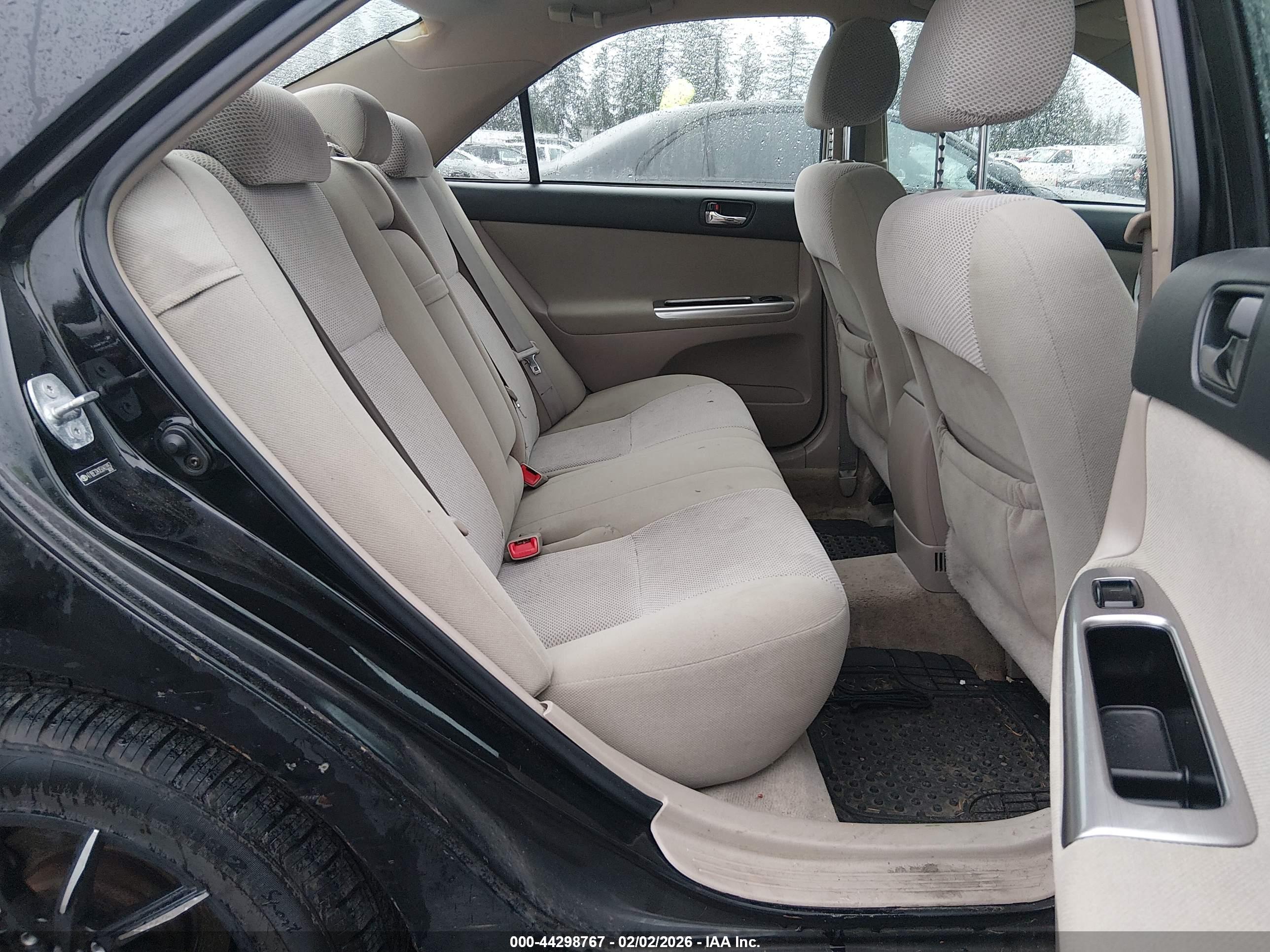 TOYOTA CAMRY image 8