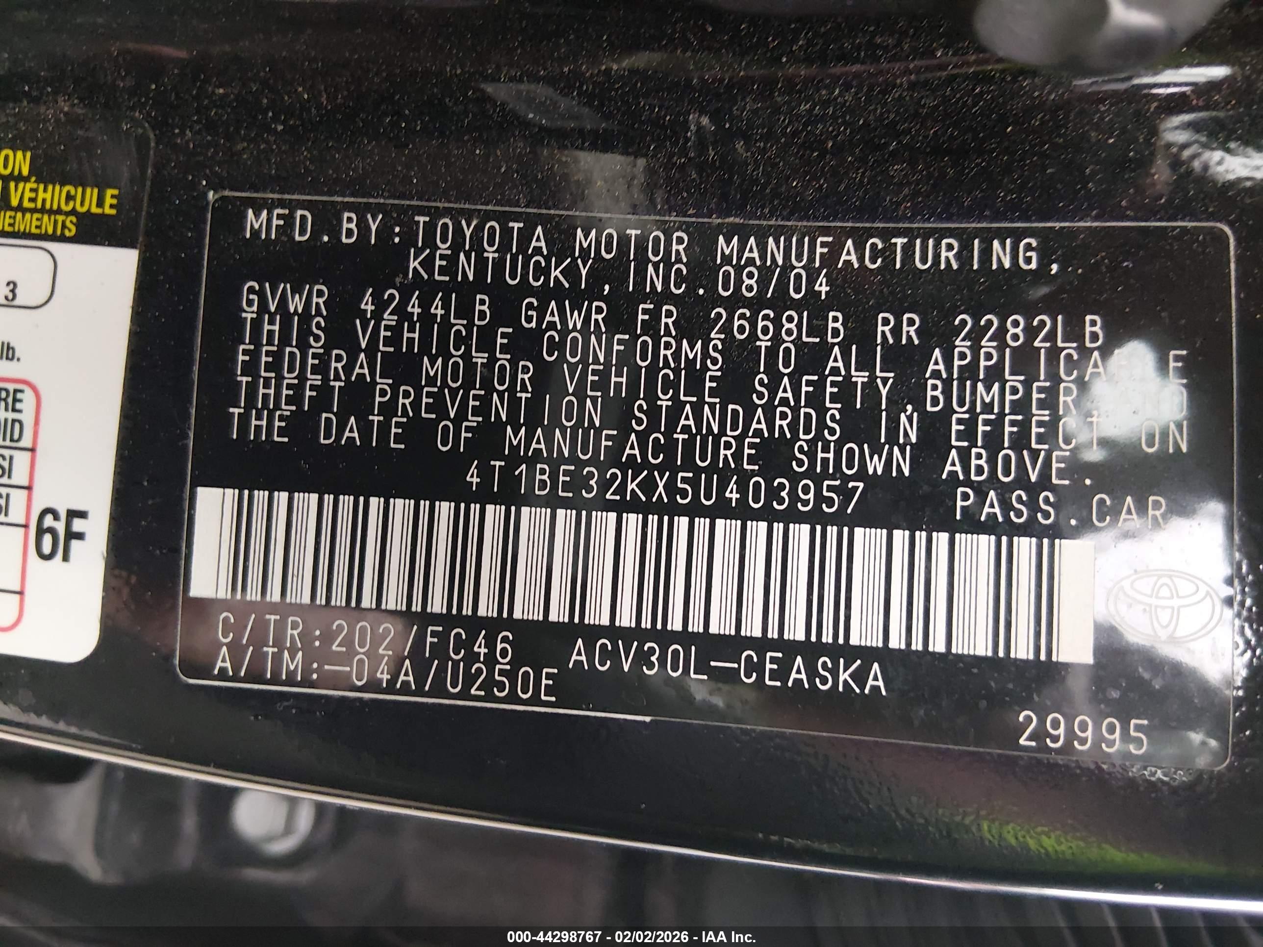 TOYOTA CAMRY image 9