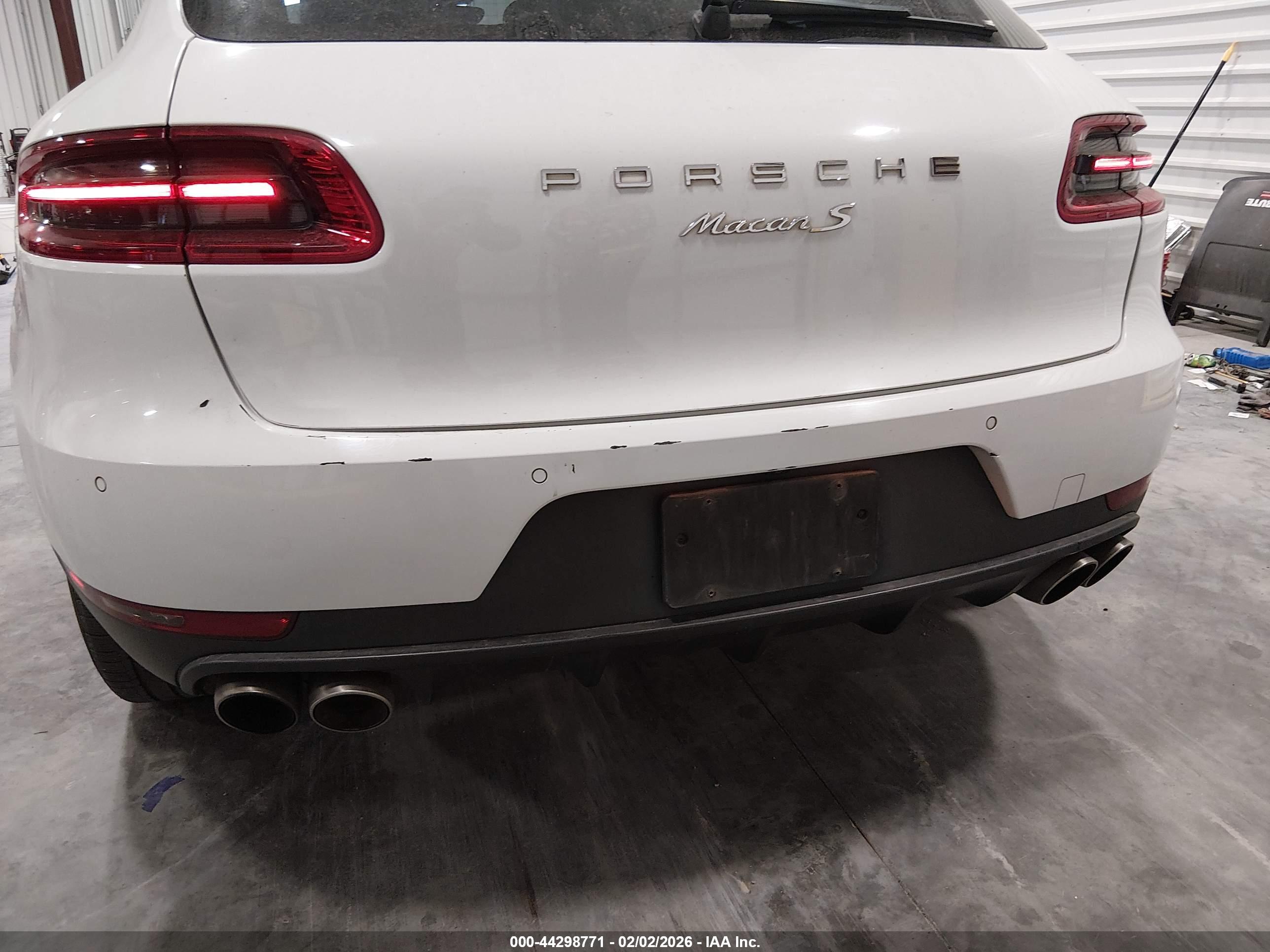 PORSCHE MACAN image 6