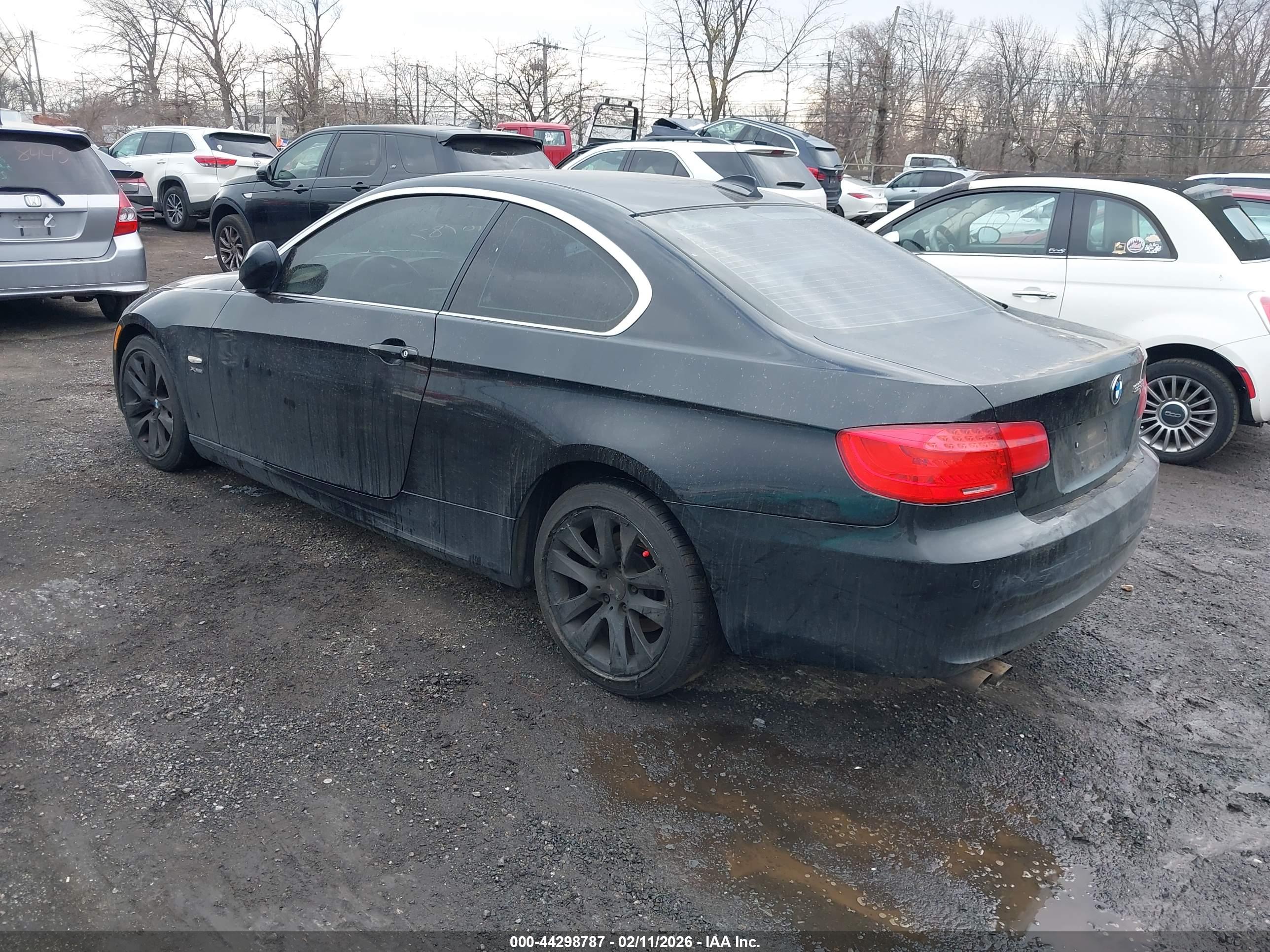 BMW 328I image 3