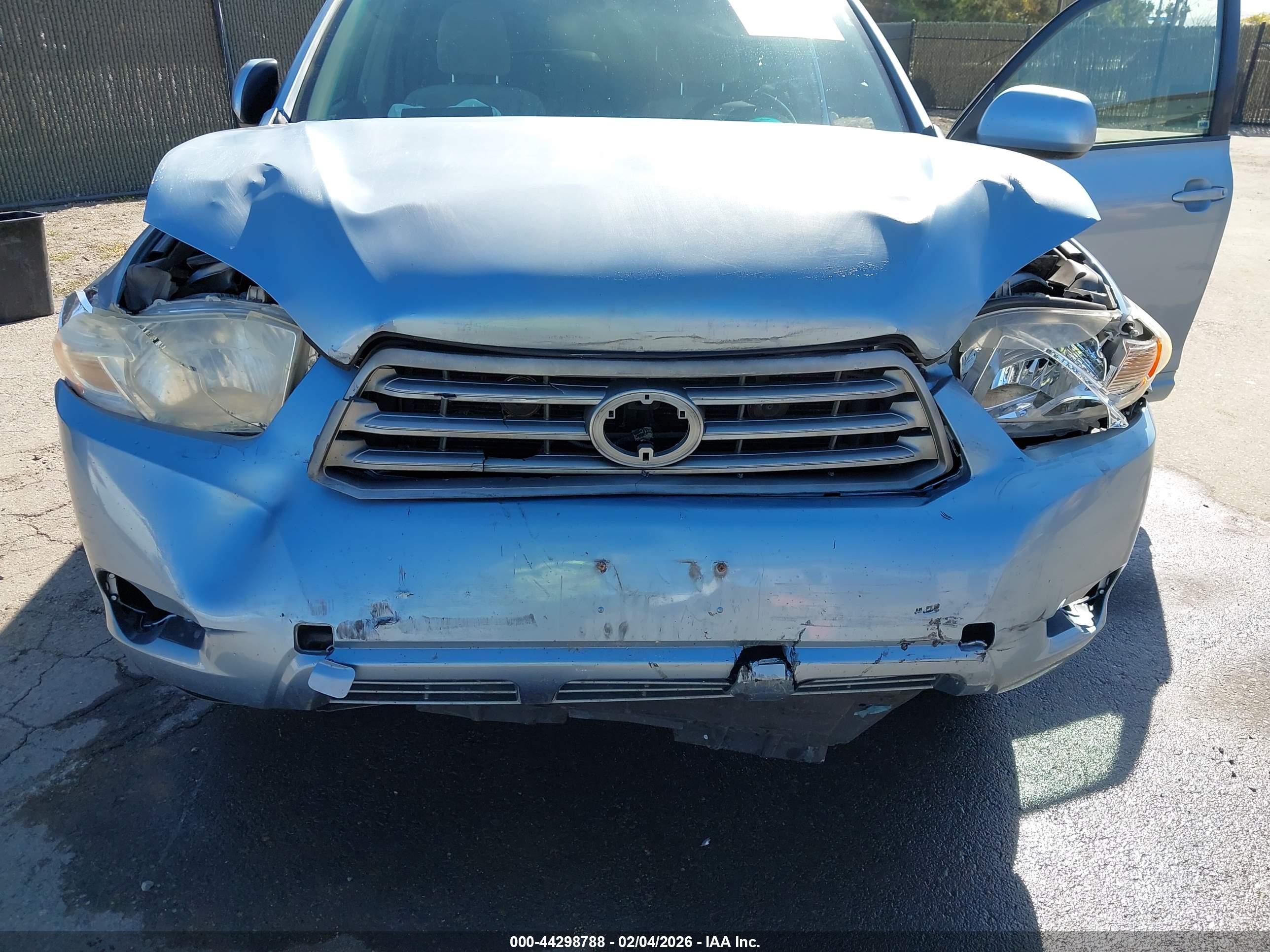 TOYOTA HIGHLANDER image 6
