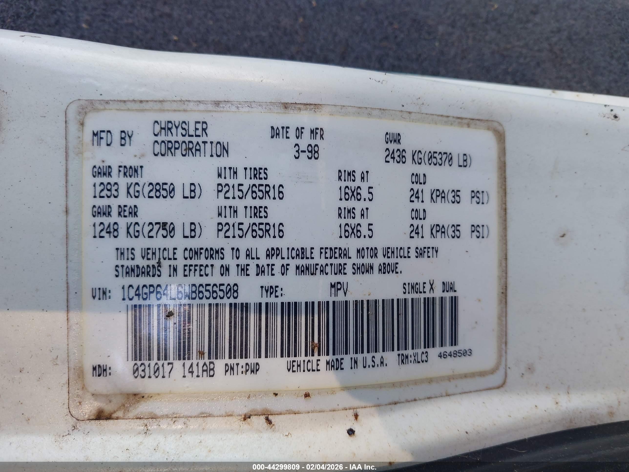 CHRYSLER TOWN image 9