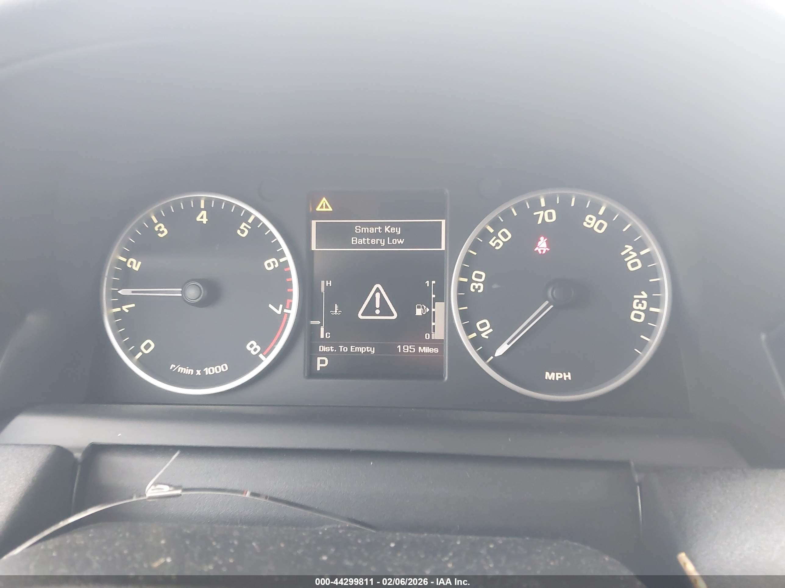 LAND ROVER image 7